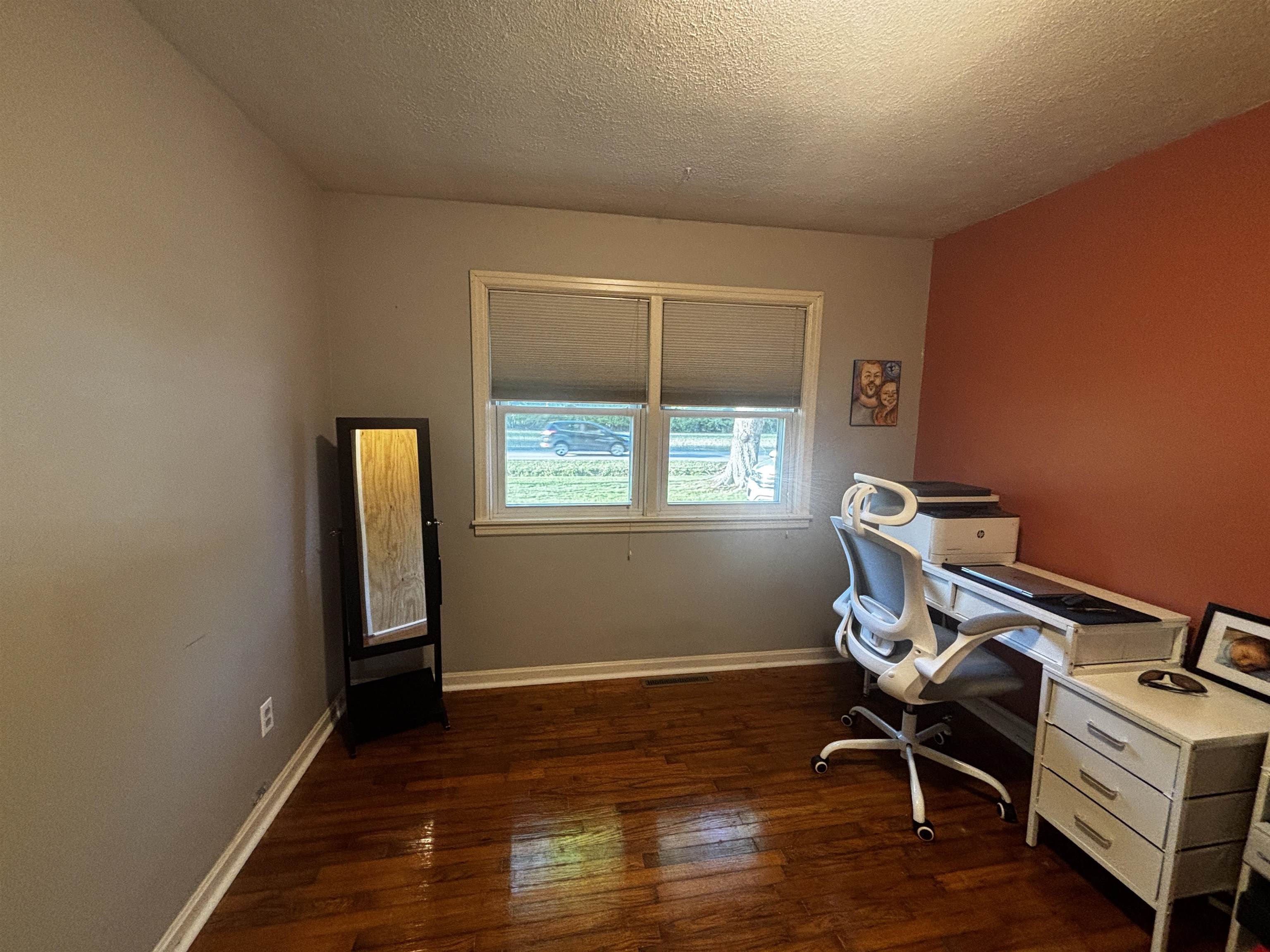 4624 W 5th Street Road, Owensboro, Kentucky 42301, 3 Bedrooms Bedrooms, ,2 BathroomsBathrooms,Single Family Residence,For Sale,W 5th Street Road,94680