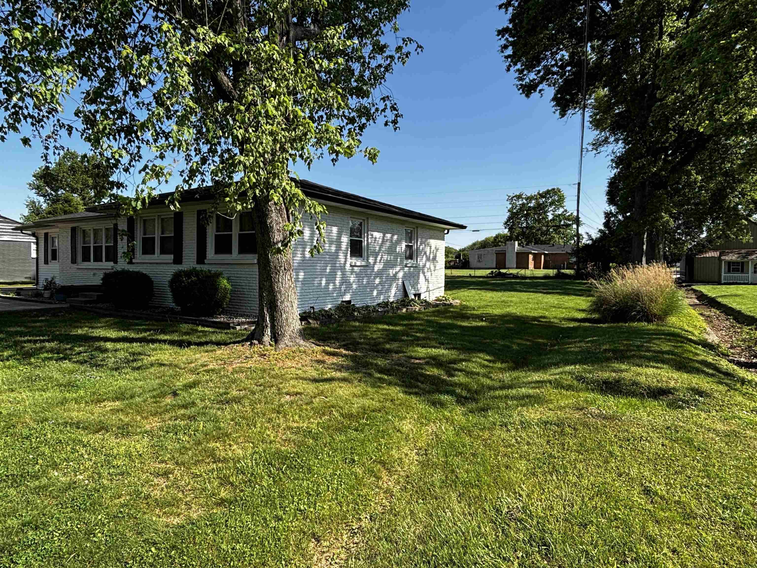 4624 W 5th Street Road, Owensboro, Kentucky 42301, 3 Bedrooms Bedrooms, ,2 BathroomsBathrooms,Single Family Residence,For Sale,W 5th Street Road,94680