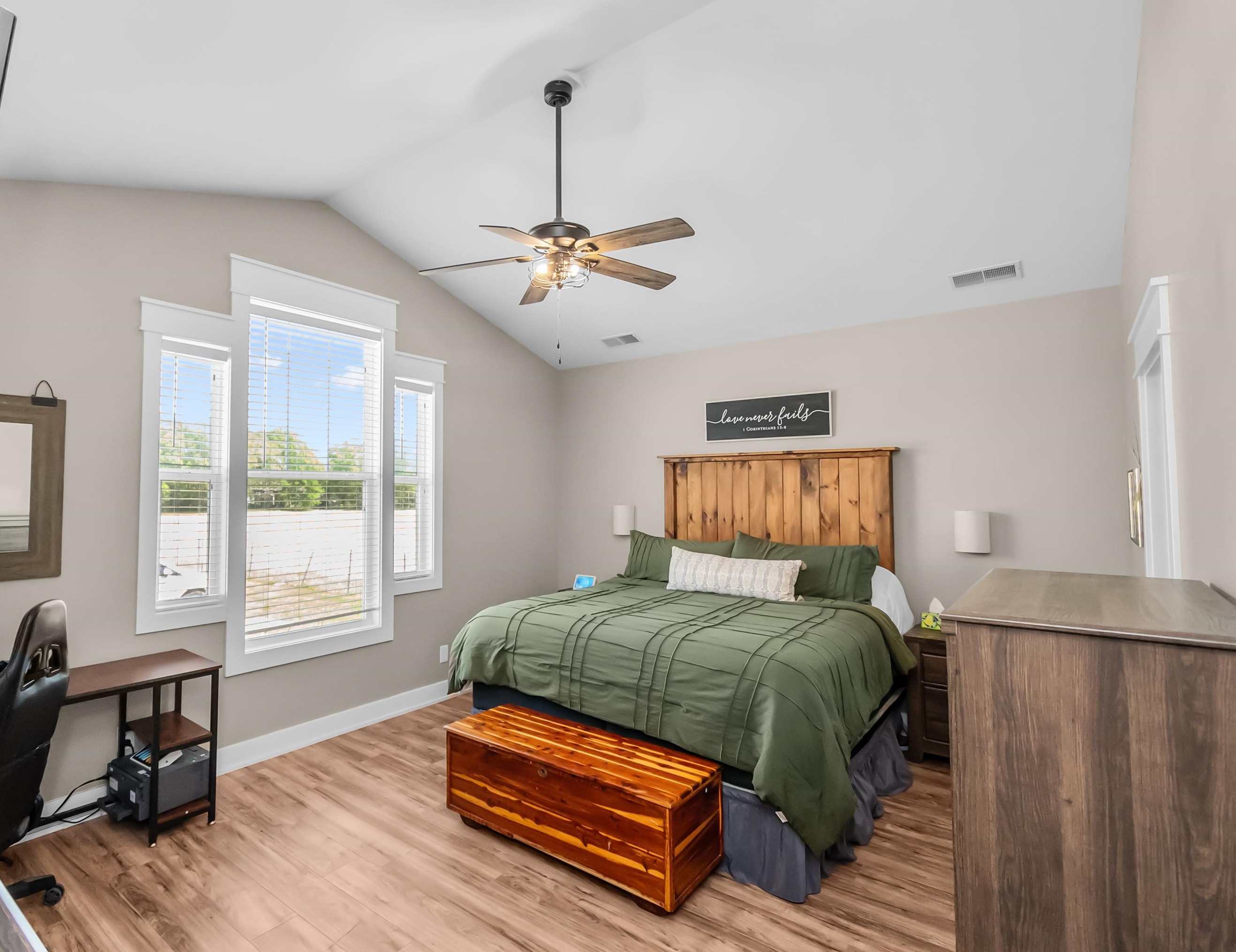 2344 Platinum Place, Owensboro, Kentucky 42303, 4 Bedrooms Bedrooms, ,2 BathroomsBathrooms,Single Family Residence,For Sale,Platinum Place,94681