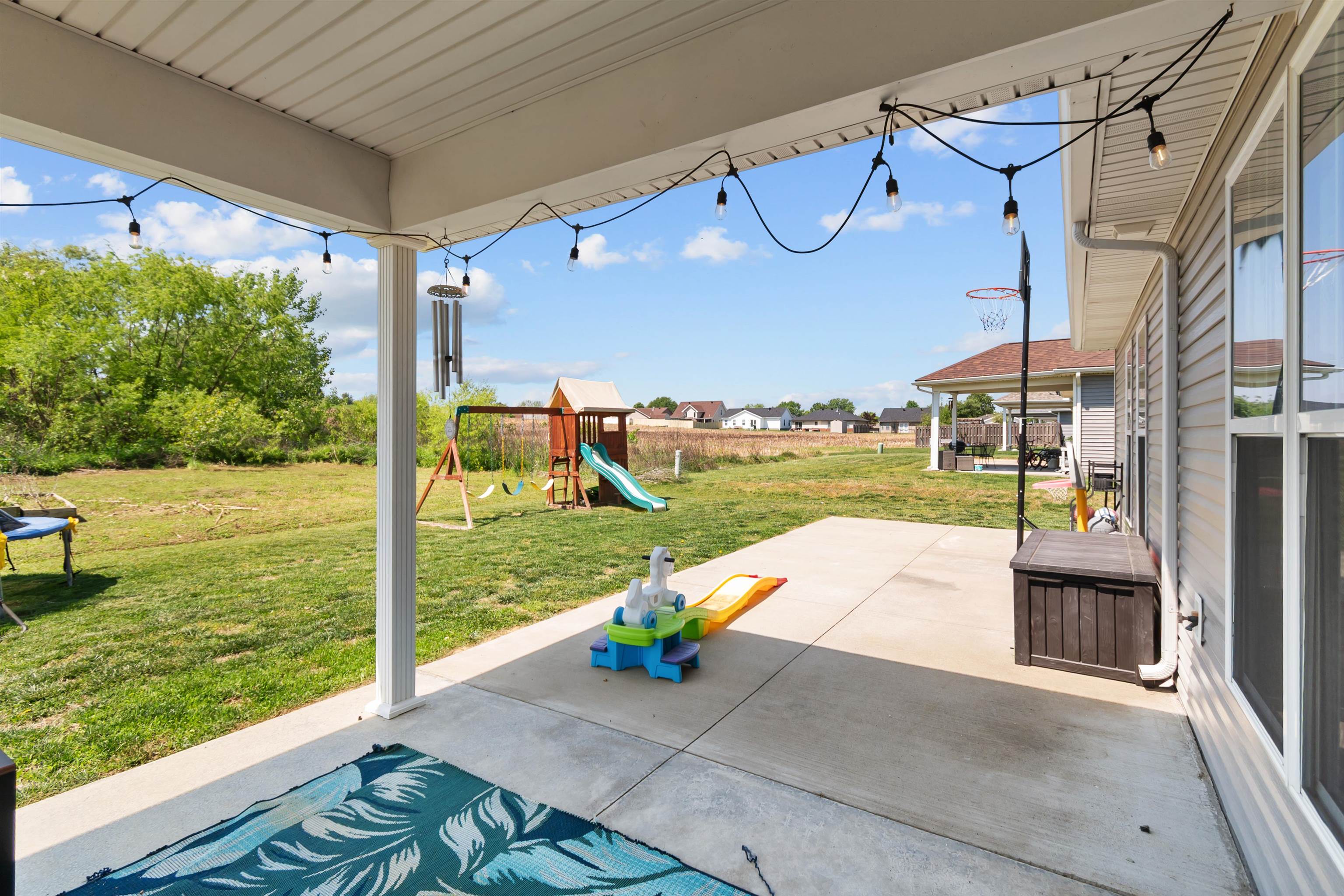 2344 Platinum Place, Owensboro, Kentucky 42303, 4 Bedrooms Bedrooms, ,2 BathroomsBathrooms,Single Family Residence,For Sale,Platinum Place,94681