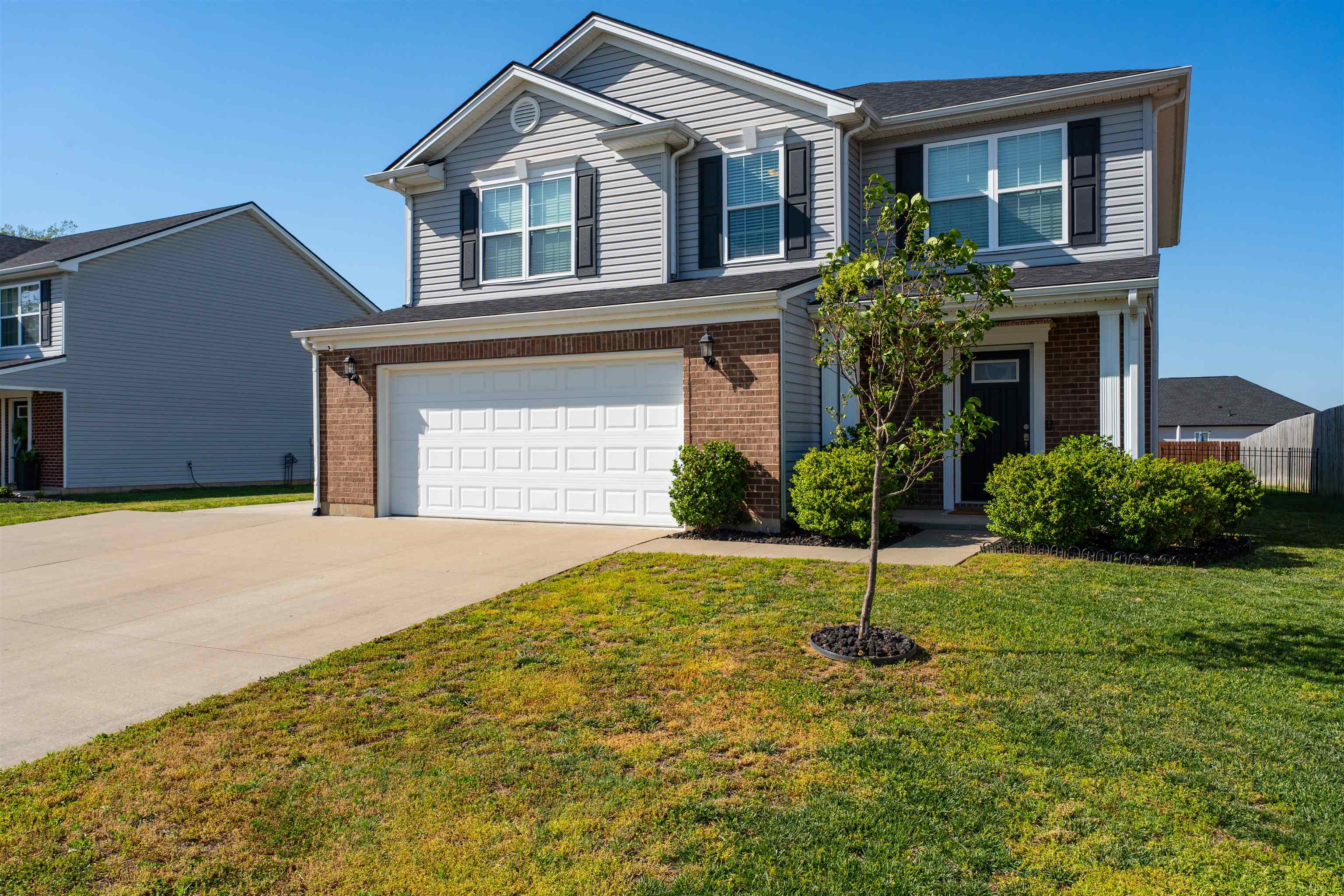 5551 Goldenrod Ln, Owensboro, Kentucky 42301, 4 Bedrooms Bedrooms, ,2 BathroomsBathrooms,Single Family Residence,For Sale,Goldenrod Ln,94682