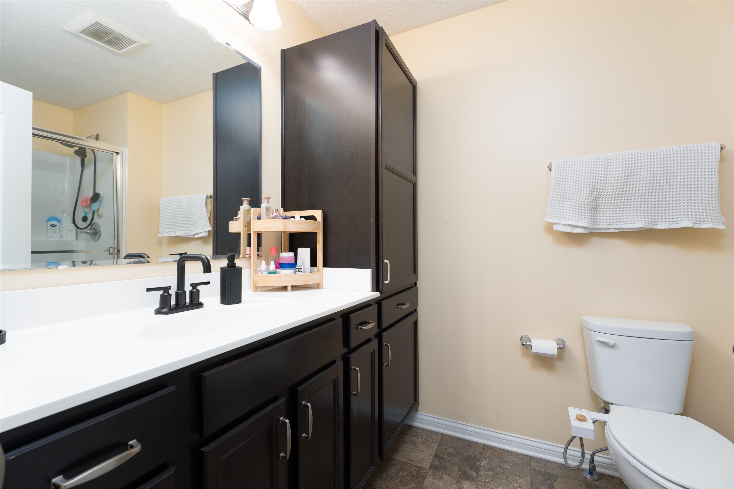 5551 Goldenrod Ln, Owensboro, Kentucky 42301, 4 Bedrooms Bedrooms, ,2 BathroomsBathrooms,Single Family Residence,For Sale,Goldenrod Ln,94682