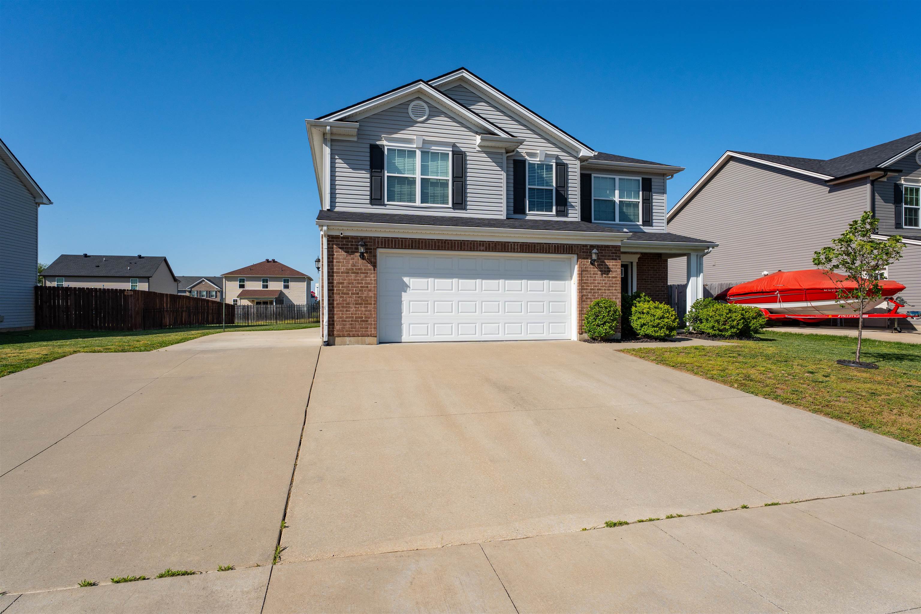 5551 Goldenrod Ln, Owensboro, Kentucky 42301, 4 Bedrooms Bedrooms, ,2 BathroomsBathrooms,Single Family Residence,For Sale,Goldenrod Ln,94682