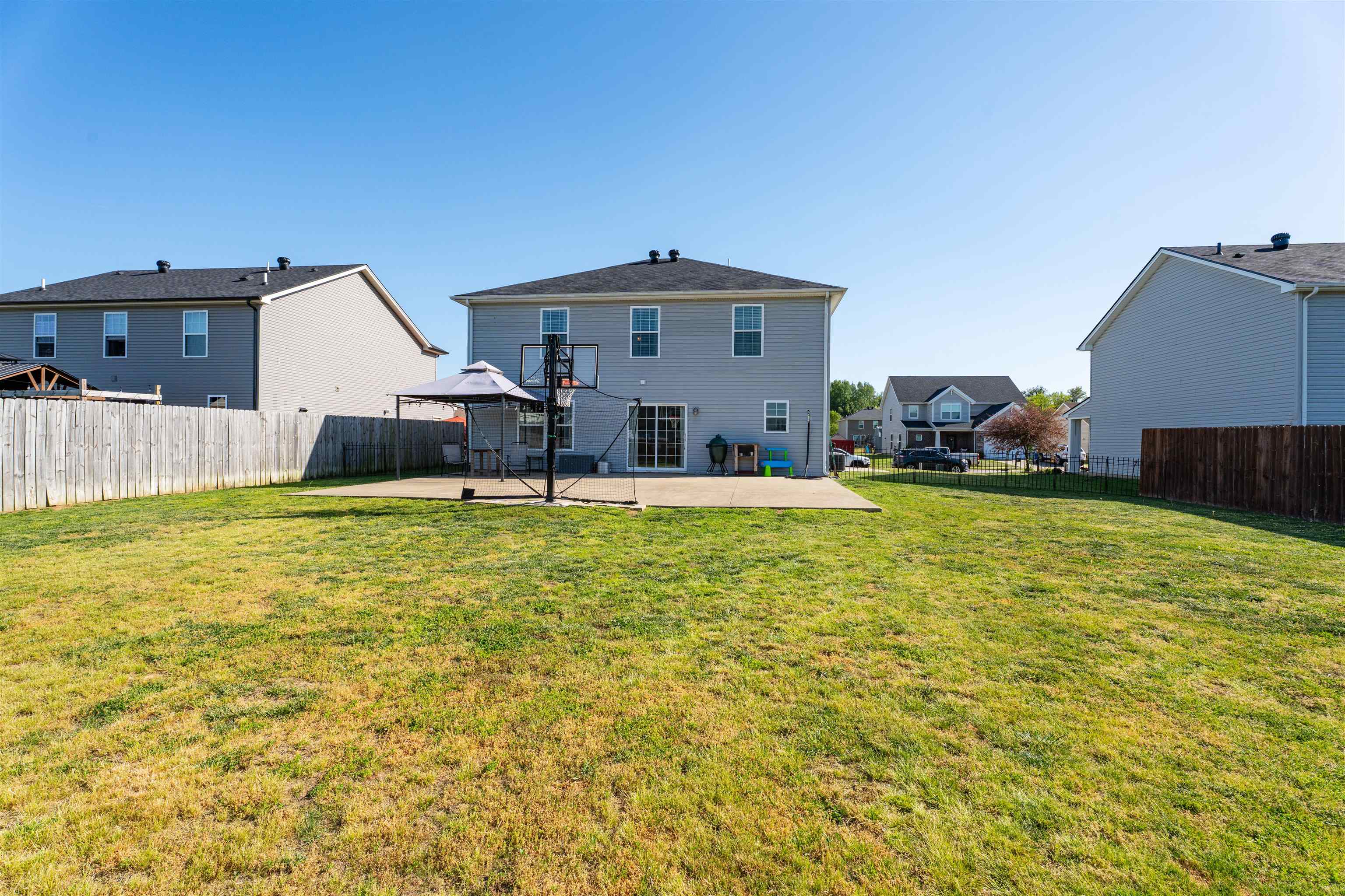 5551 Goldenrod Ln, Owensboro, Kentucky 42301, 4 Bedrooms Bedrooms, ,2 BathroomsBathrooms,Single Family Residence,For Sale,Goldenrod Ln,94682