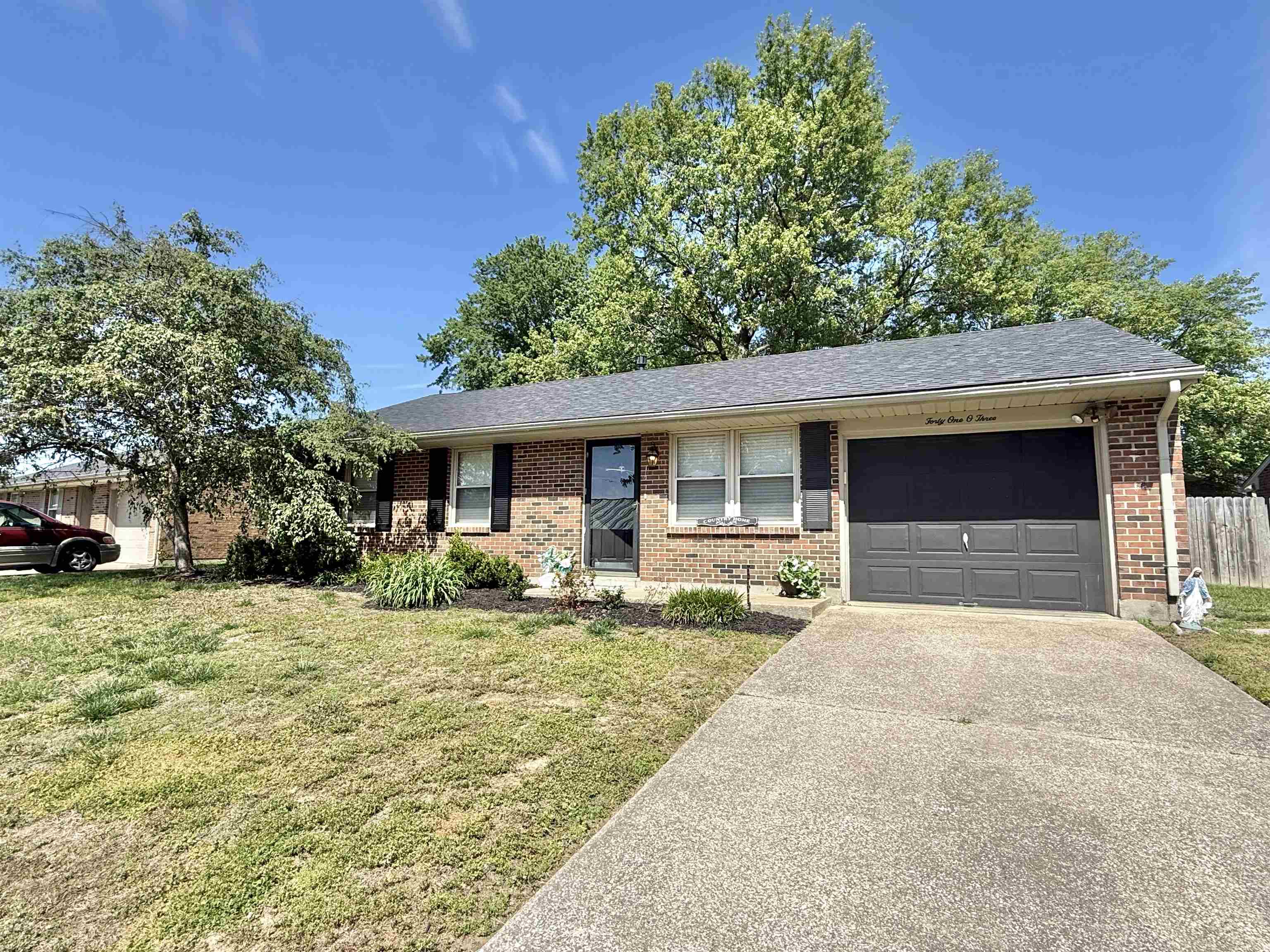 4103 McIntire Crossing, Owensboro, Kentucky 42301, 3 Bedrooms Bedrooms, ,1 BathroomBathrooms,Single Family Residence,For Sale,McIntire Crossing,94698