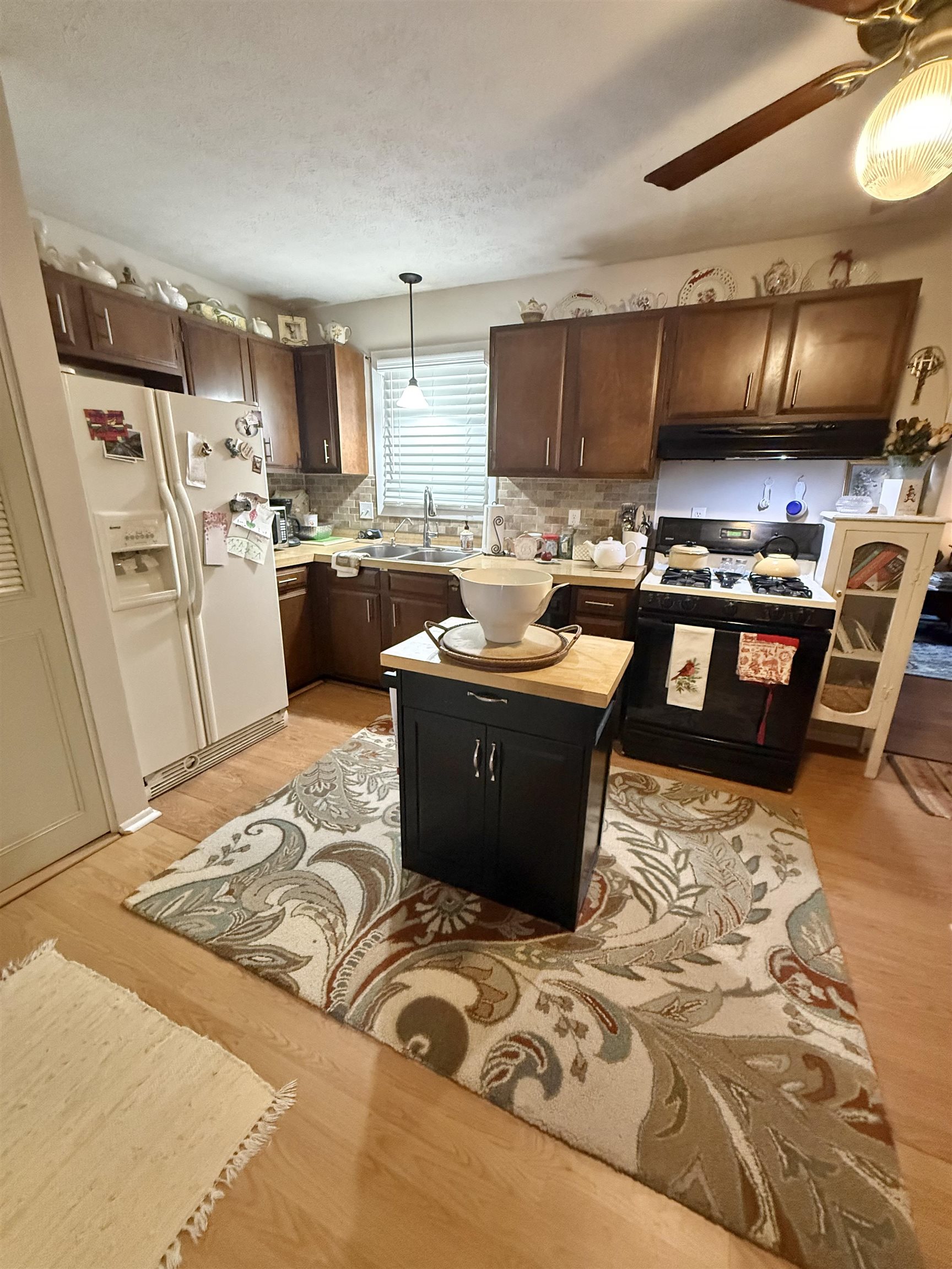 4103 McIntire Crossing, Owensboro, Kentucky 42301, 3 Bedrooms Bedrooms, ,1 BathroomBathrooms,Single Family Residence,For Sale,McIntire Crossing,94698