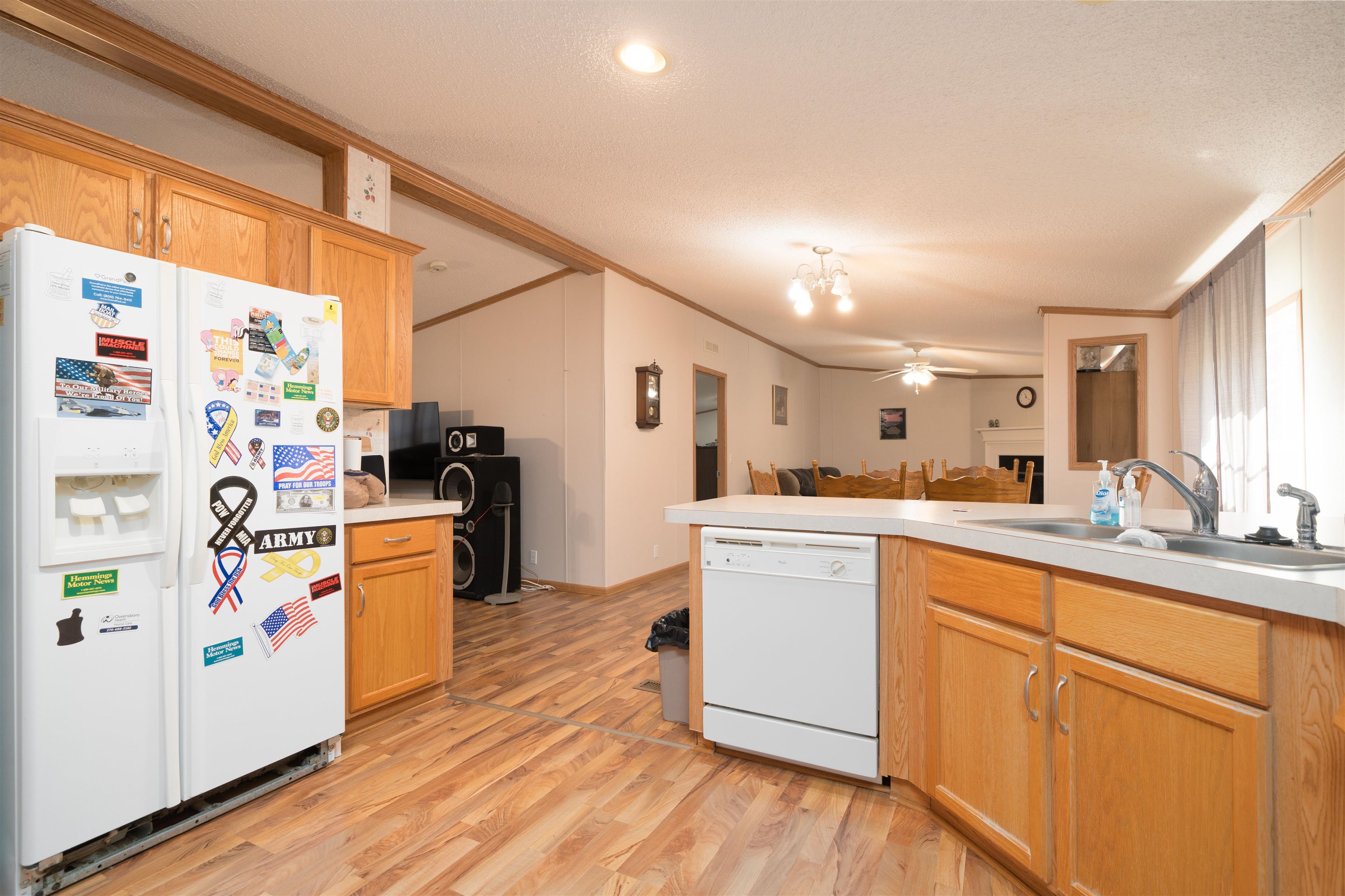 934 Deer Haven Drive, Owensboro, Kentucky 42301, 4 Bedrooms Bedrooms, ,2 BathroomsBathrooms,Single Family Residence,For Sale,Deer Haven Drive,94730