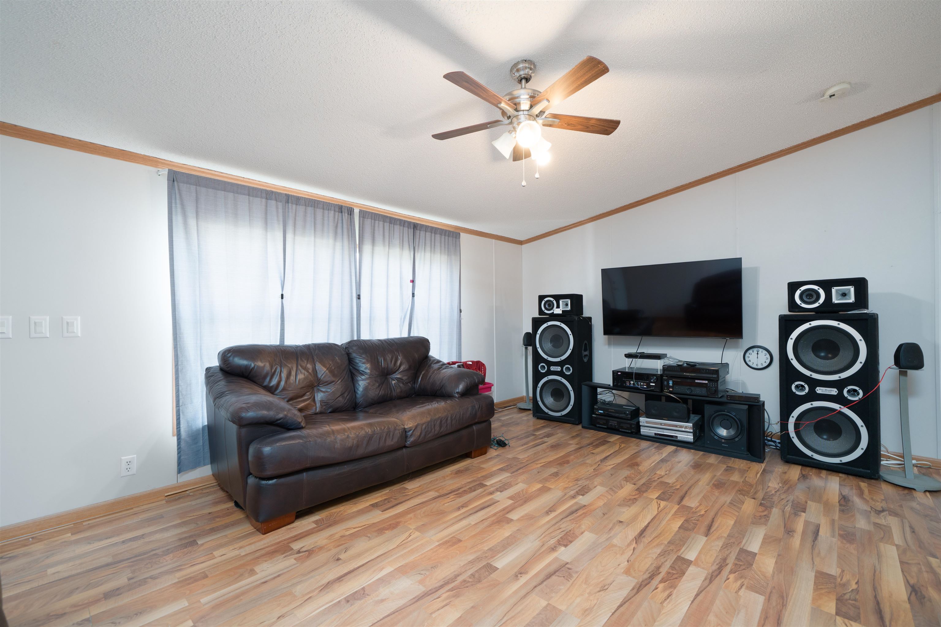 934 Deer Haven Drive, Owensboro, Kentucky 42301, 4 Bedrooms Bedrooms, ,2 BathroomsBathrooms,Single Family Residence,For Sale,Deer Haven Drive,94730
