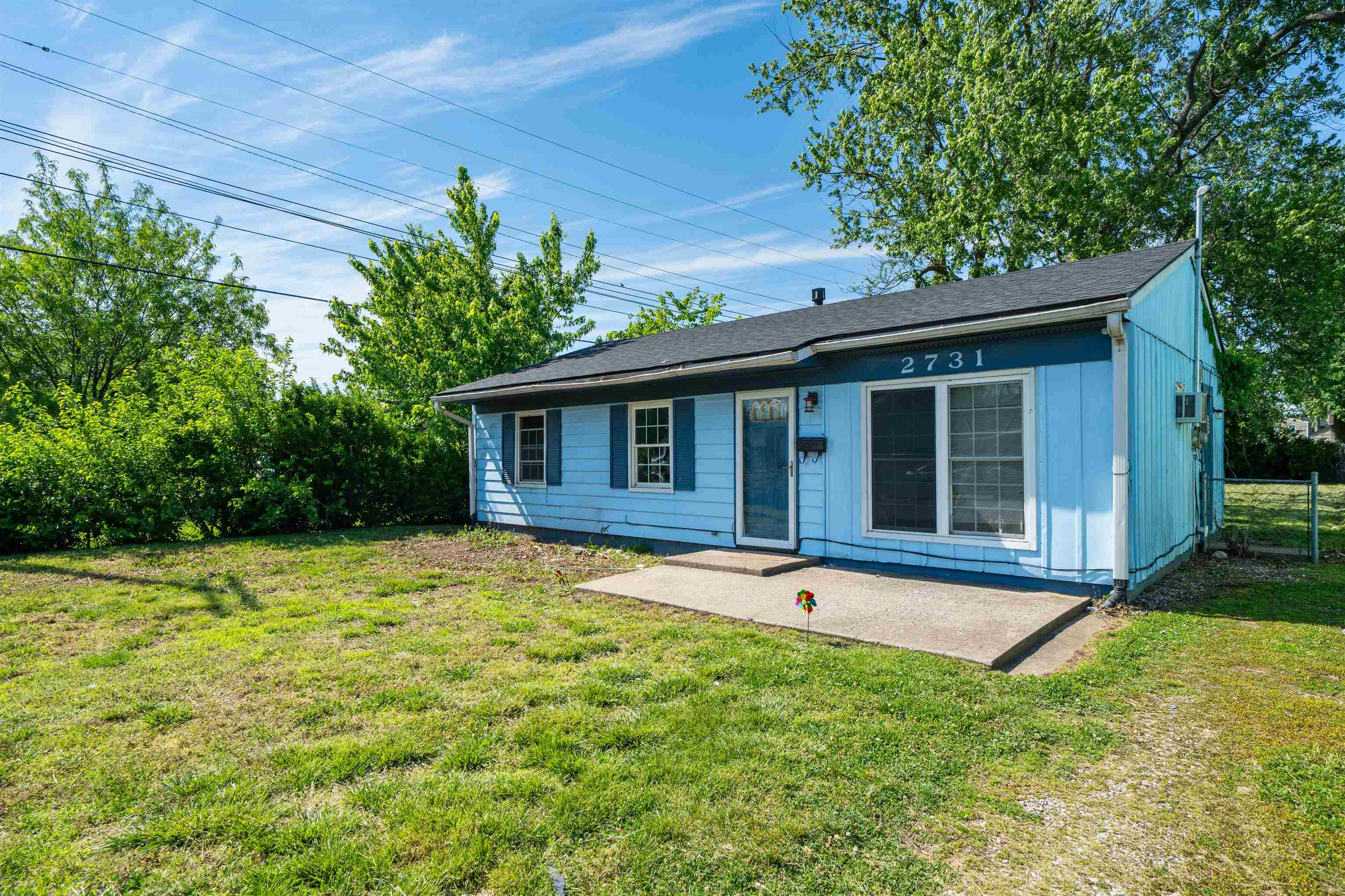 2731 West 10th St., Owensboro, Kentucky 42301, 3 Bedrooms Bedrooms, ,1 BathroomBathrooms,Single Family Residence,For Sale,West 10th St.,94731