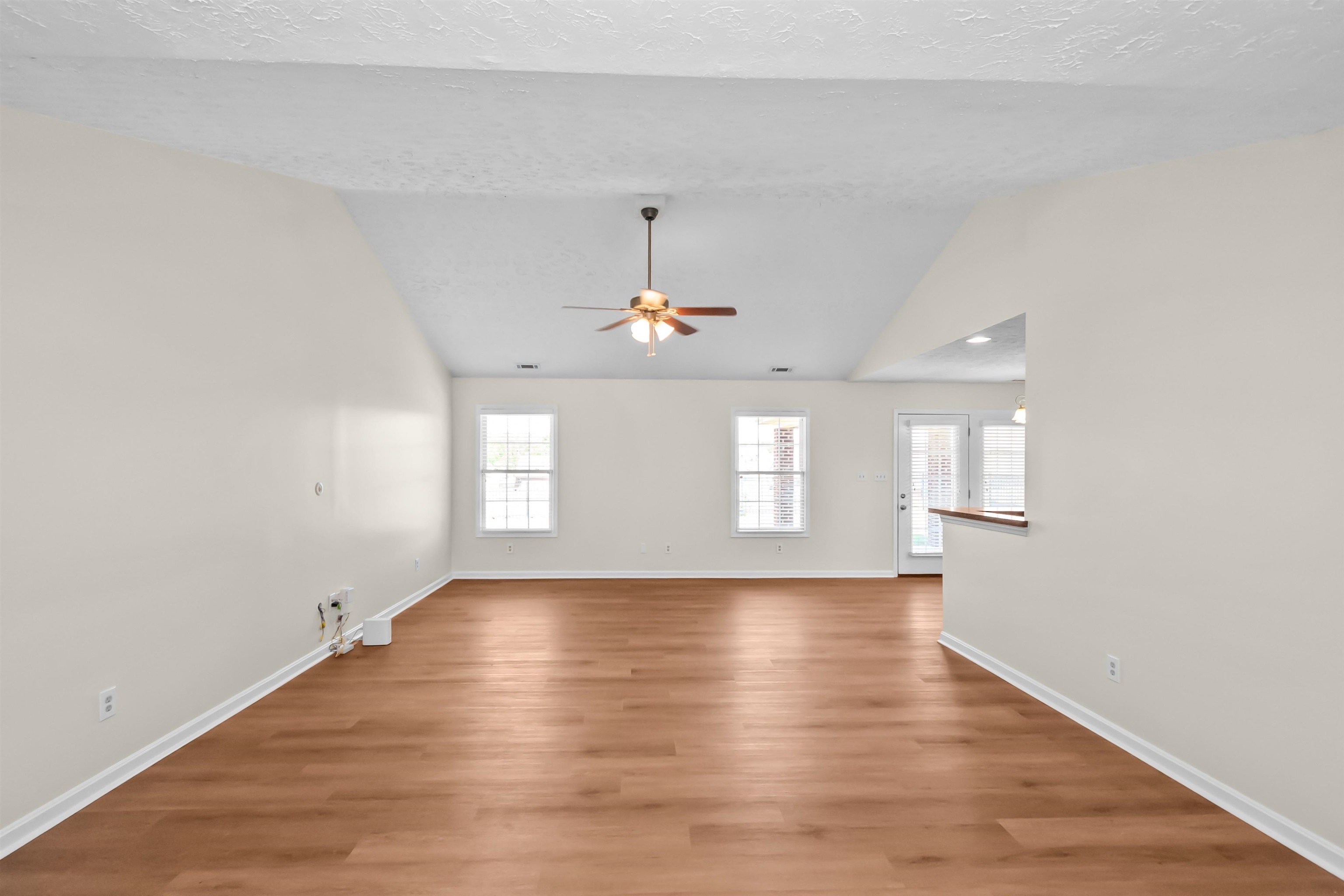3601 Runnymede, Owensboro, Kentucky 42303, 3 Bedrooms Bedrooms, ,2 BathroomsBathrooms,Single Family Residence,For Sale,3601 Runnymede,94732