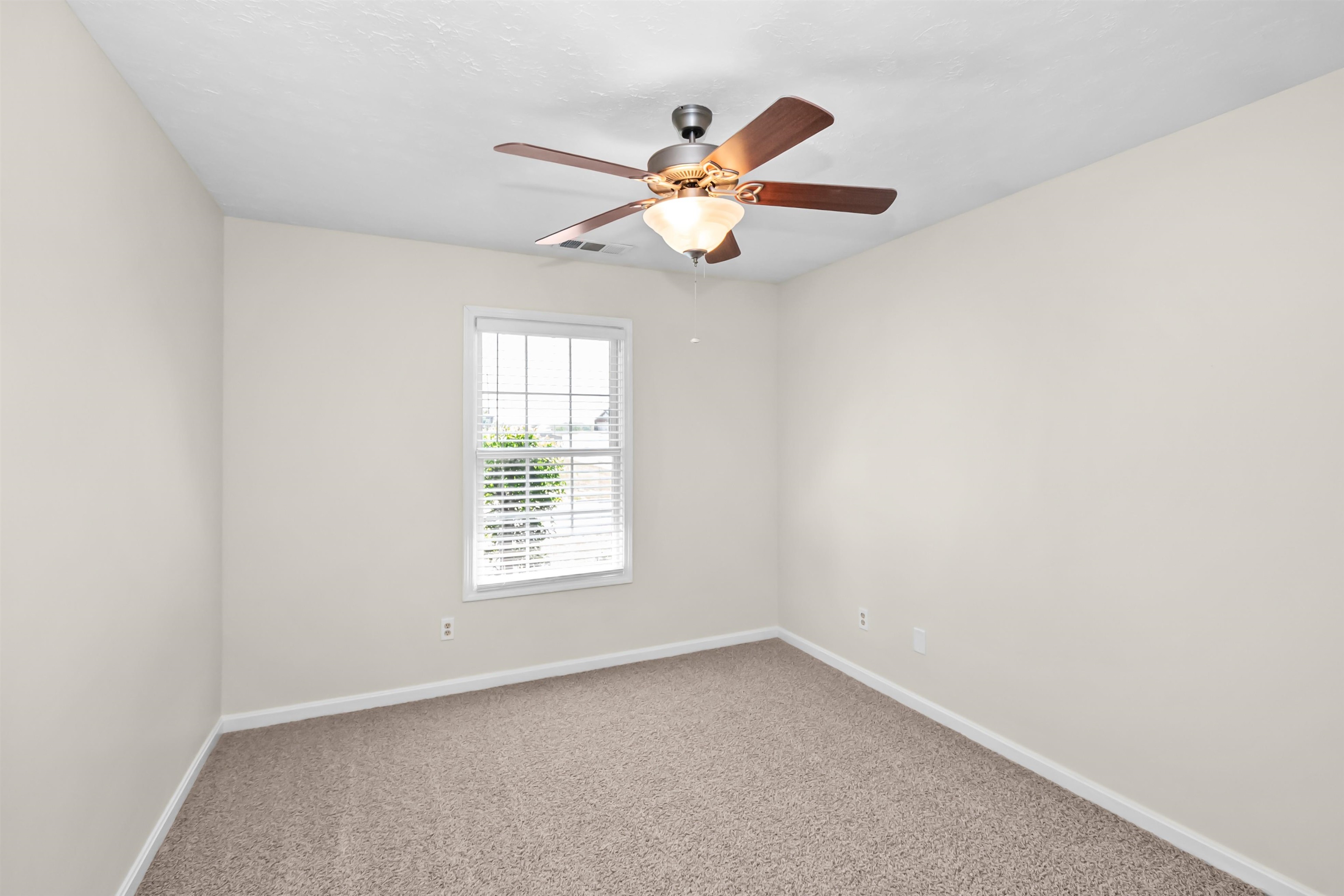 3601 Runnymede, Owensboro, Kentucky 42303, 3 Bedrooms Bedrooms, ,2 BathroomsBathrooms,Single Family Residence,For Sale,3601 Runnymede,94732