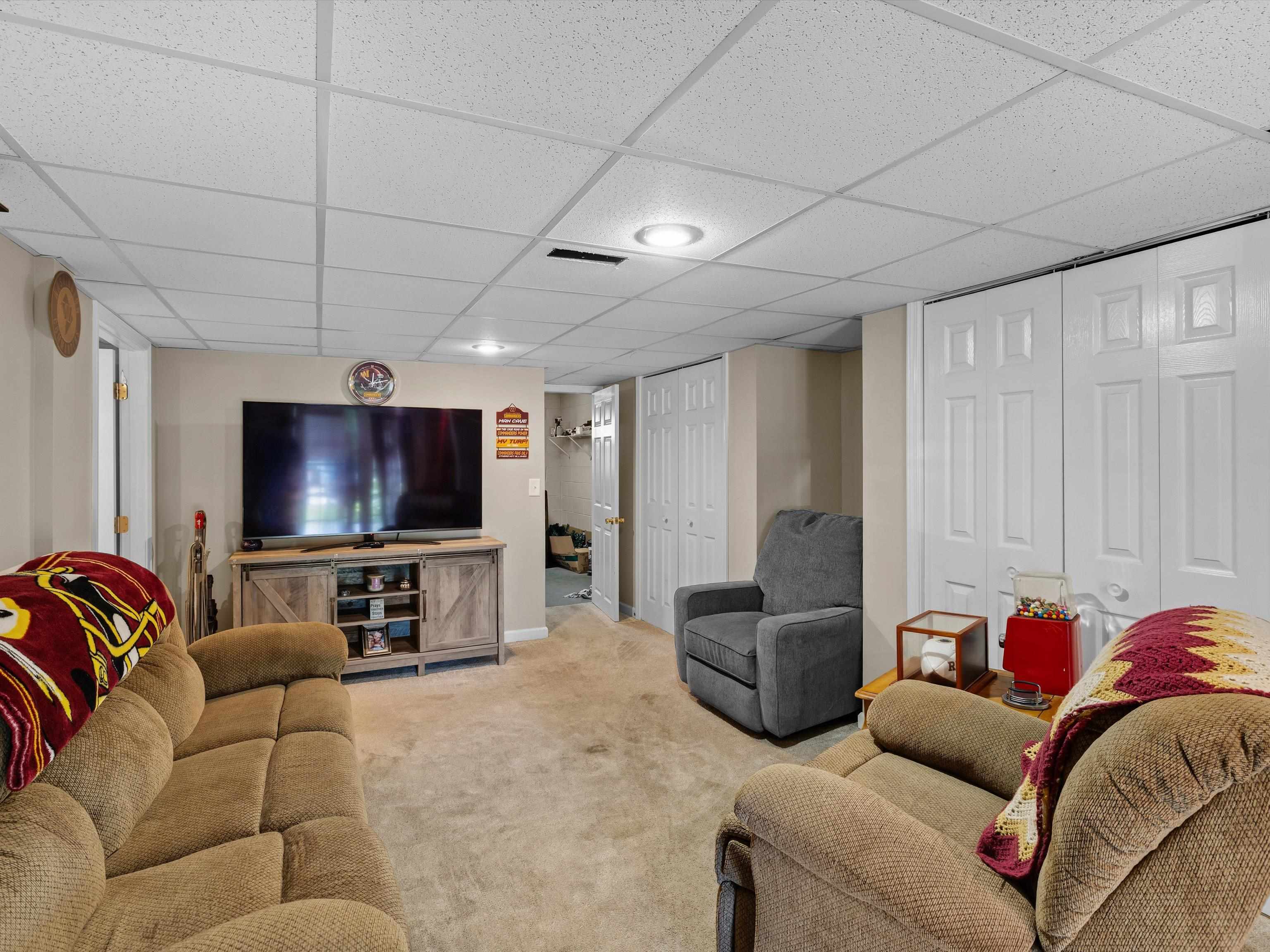 175 Monroe St, Hawesville, Kentucky 42348, 2 Bedrooms Bedrooms, ,1 BathroomBathrooms,Single Family Residence,For Sale,Monroe St,94733