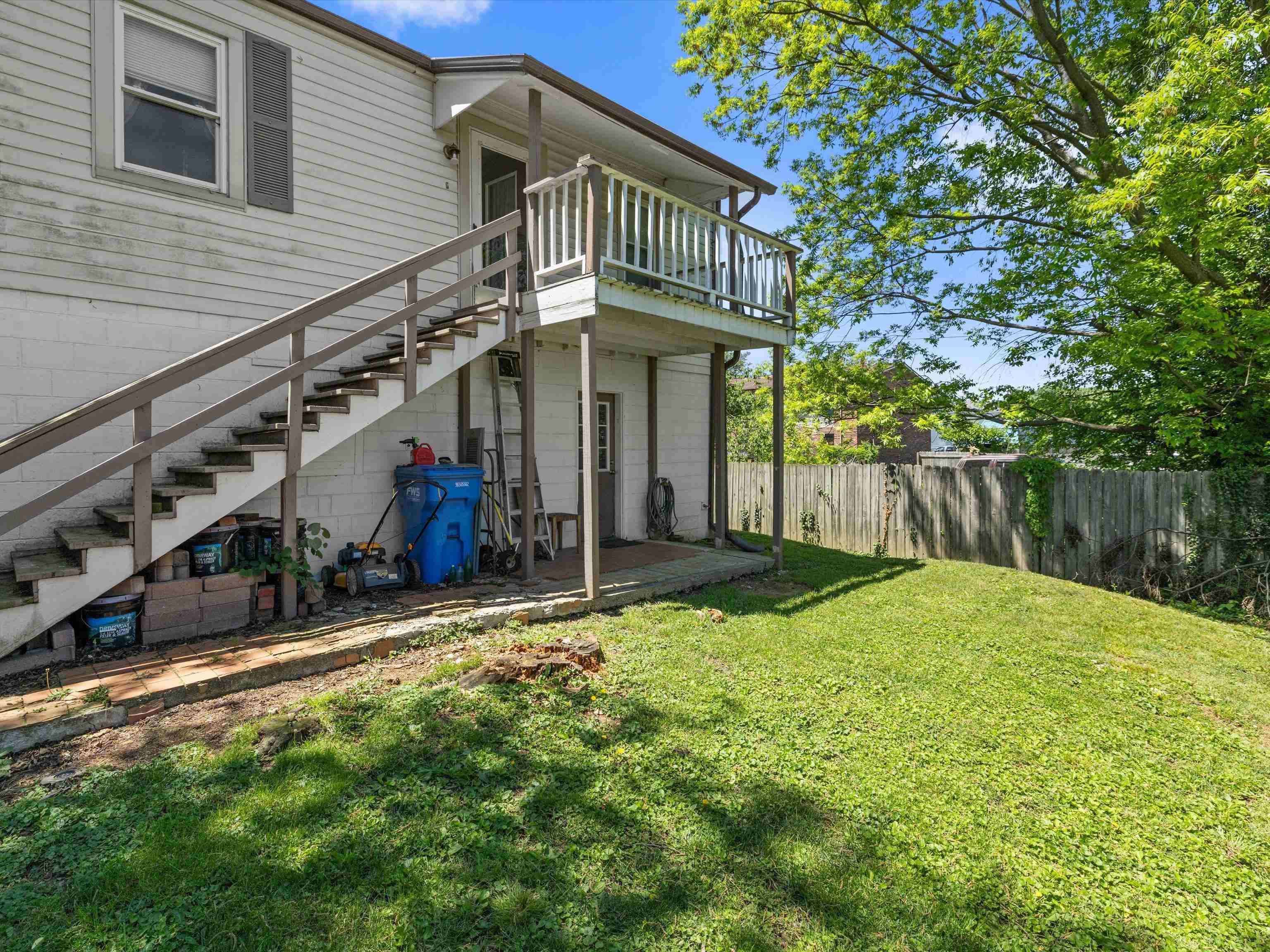 175 Monroe St, Hawesville, Kentucky 42348, 2 Bedrooms Bedrooms, ,1 BathroomBathrooms,Single Family Residence,For Sale,Monroe St,94733