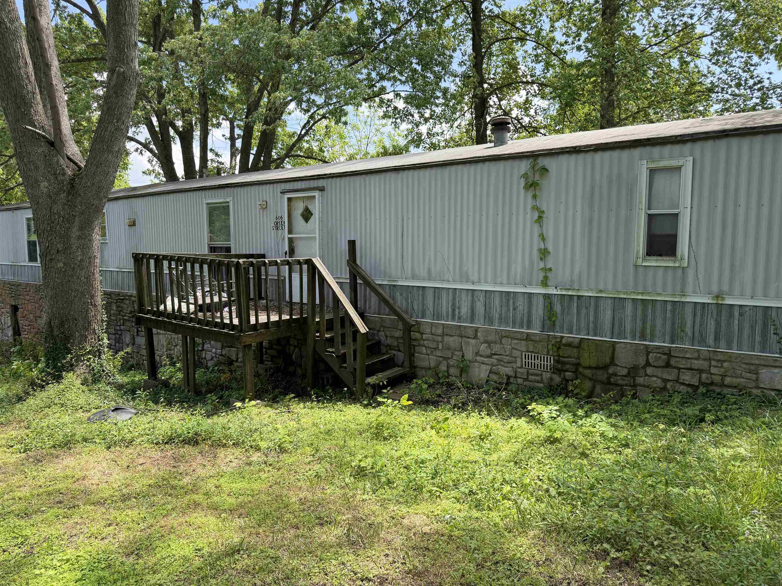 606 Creek Street, Cloverport, Kentucky 40111, 3 Bedrooms Bedrooms, ,1 BathroomBathrooms,Manufactured On Land,For Sale,Creek Street,94738