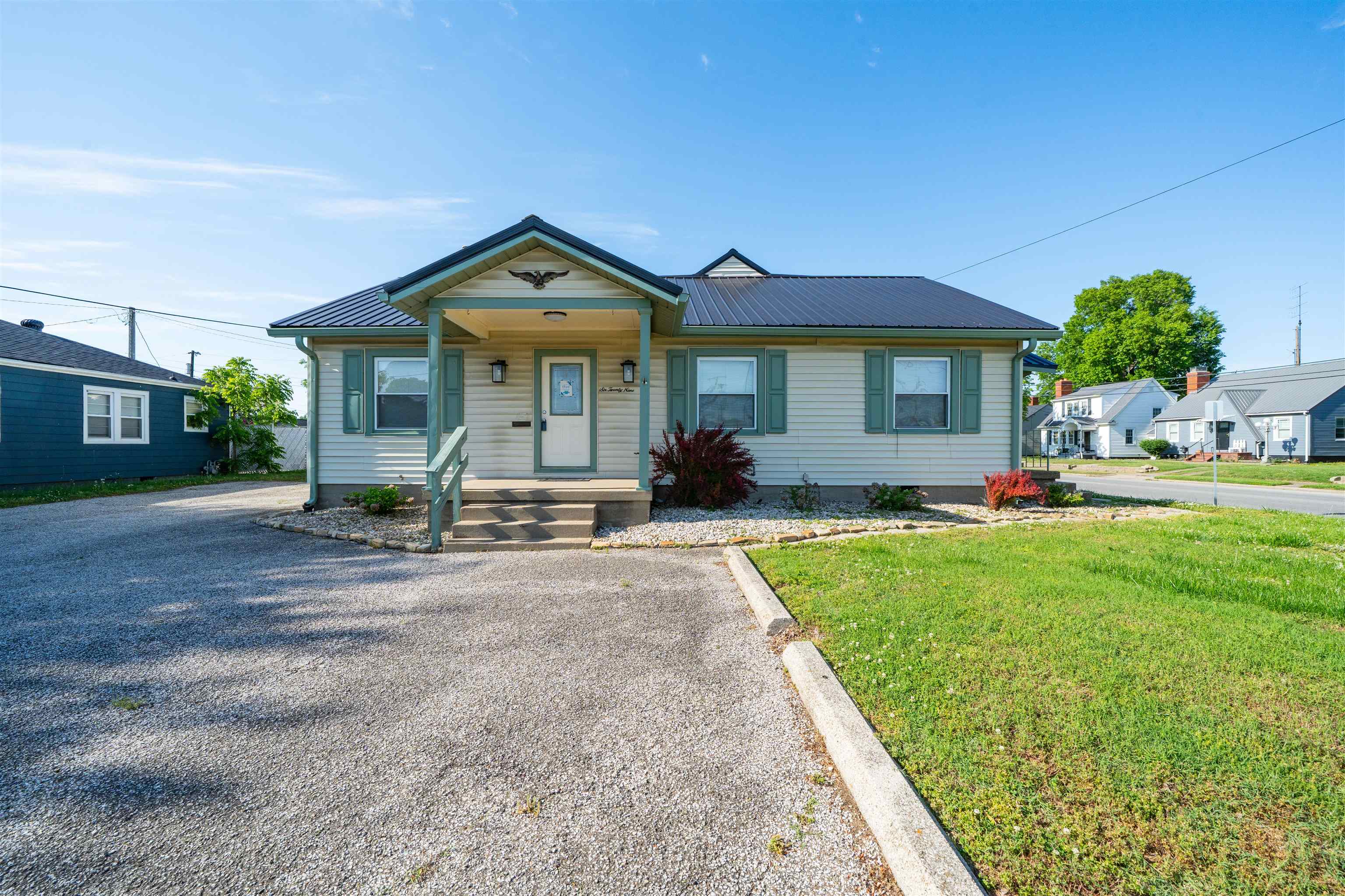 629 21st St, Owensboro, Kentucky 42301, ,Office,For Sale,21st St,94741