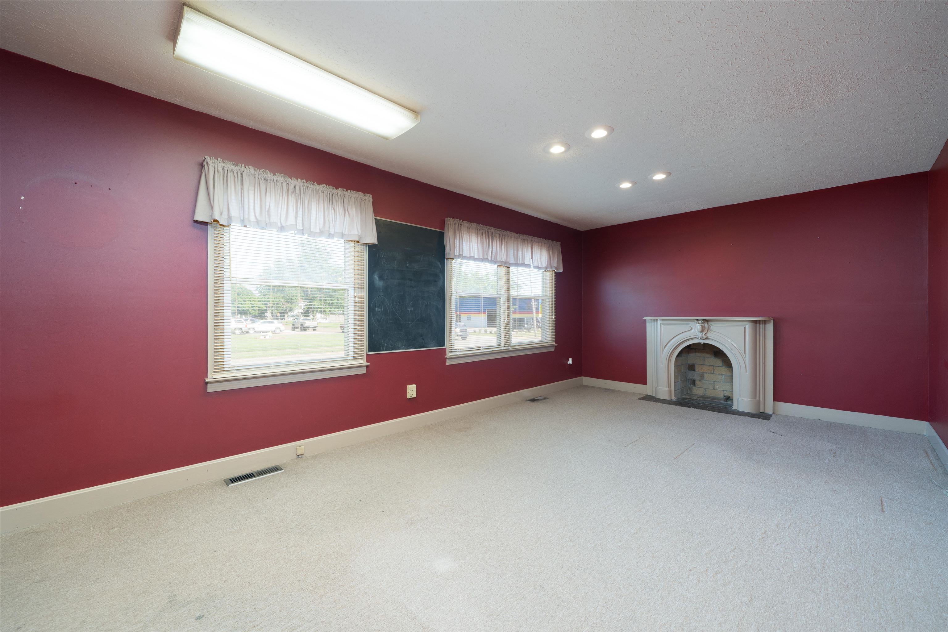 629 21st St, Owensboro, Kentucky 42301, ,Office,For Sale,21st St,94741