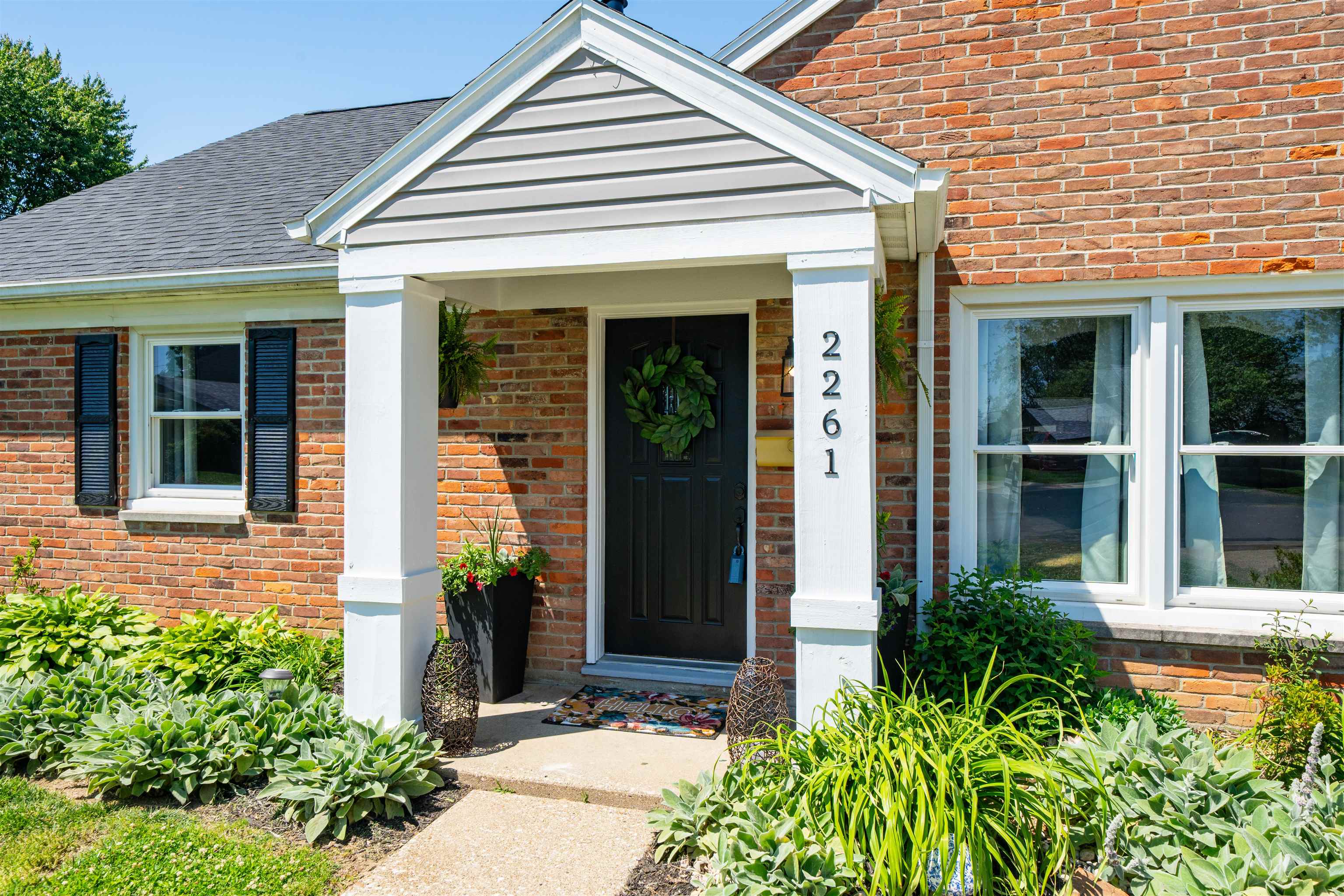 2261 Hoop Junior Court, Owensboro, Kentucky 42301, 4 Bedrooms Bedrooms, ,2 BathroomsBathrooms,Single Family Residence,For Sale,Hoop Junior Court,94764