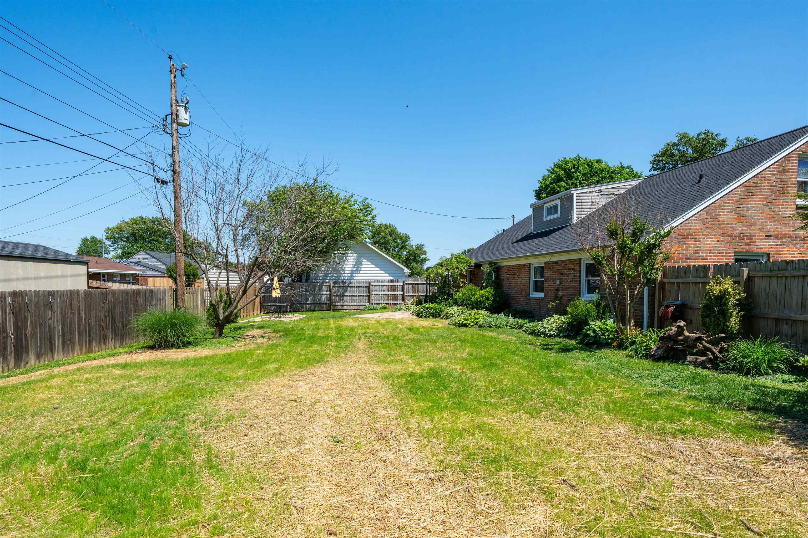 2261 Hoop Junior Court, Owensboro, Kentucky 42301, 4 Bedrooms Bedrooms, ,2 BathroomsBathrooms,Single Family Residence,For Sale,Hoop Junior Court,94764