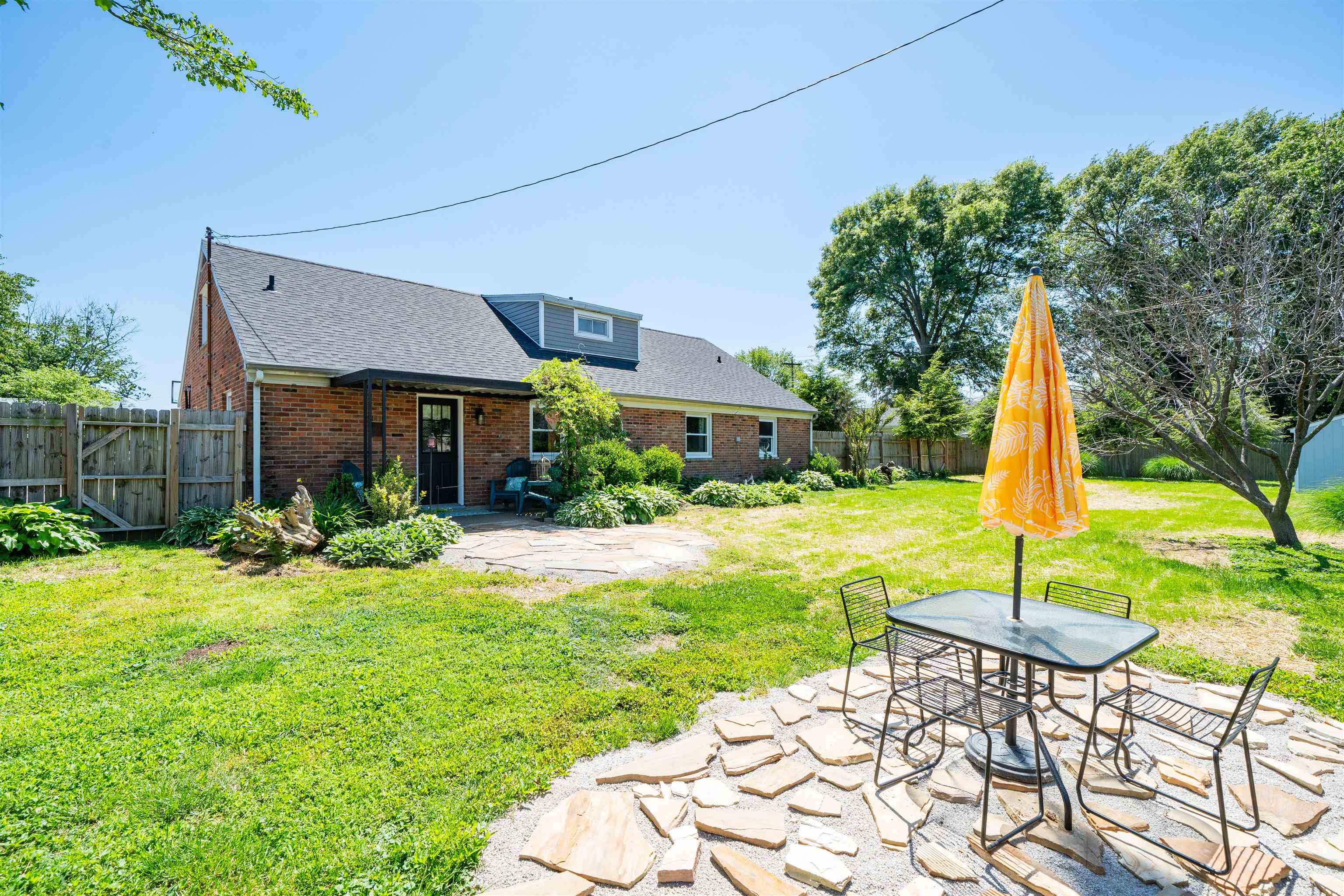 2261 Hoop Junior Court, Owensboro, Kentucky 42301, 4 Bedrooms Bedrooms, ,2 BathroomsBathrooms,Single Family Residence,For Sale,Hoop Junior Court,94764
