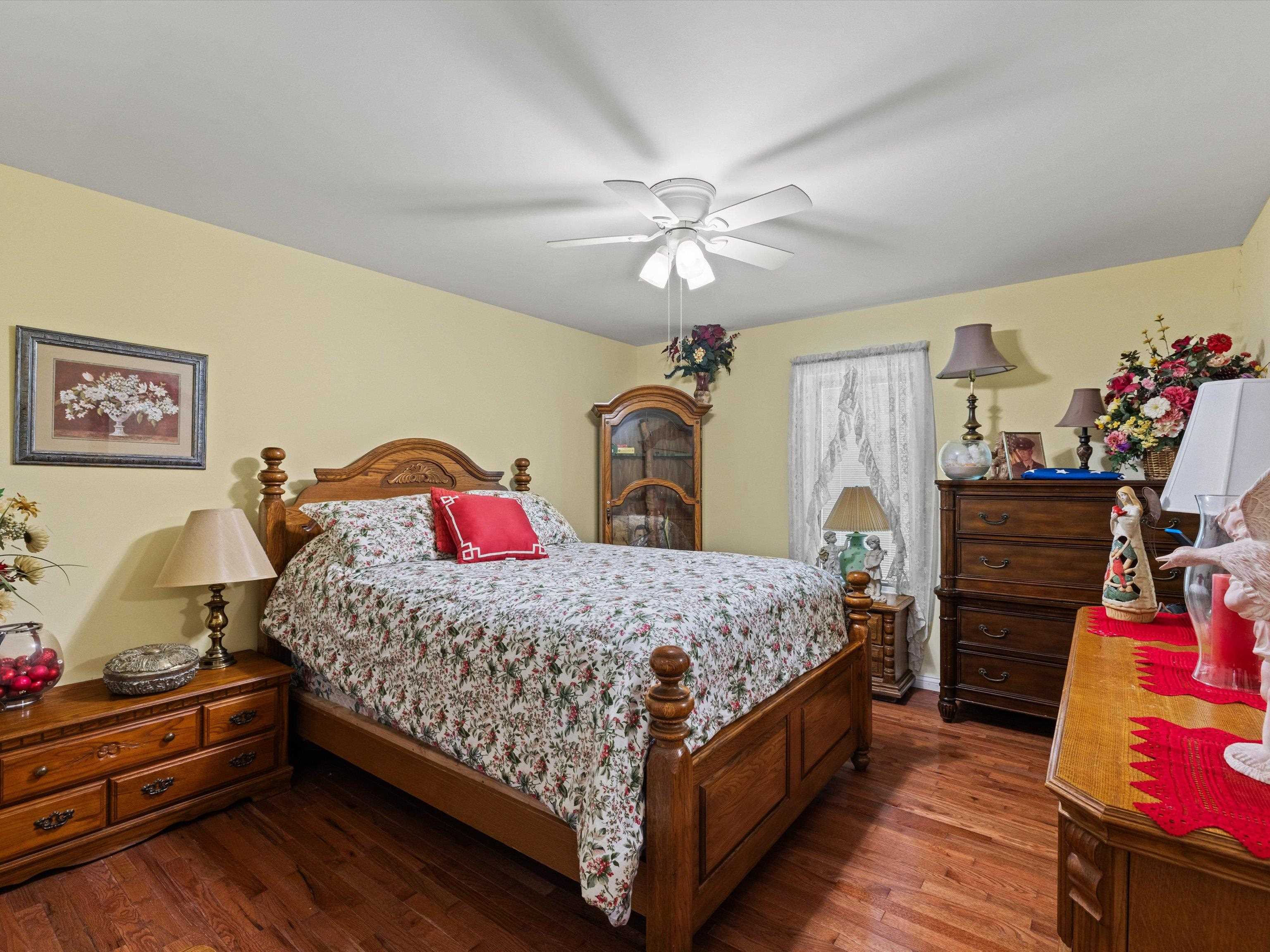 8935 Sands Road, Utica, Kentucky 42376, 3 Bedrooms Bedrooms, ,2 BathroomsBathrooms,Single Family Residence,For Sale,Sands Road,94768