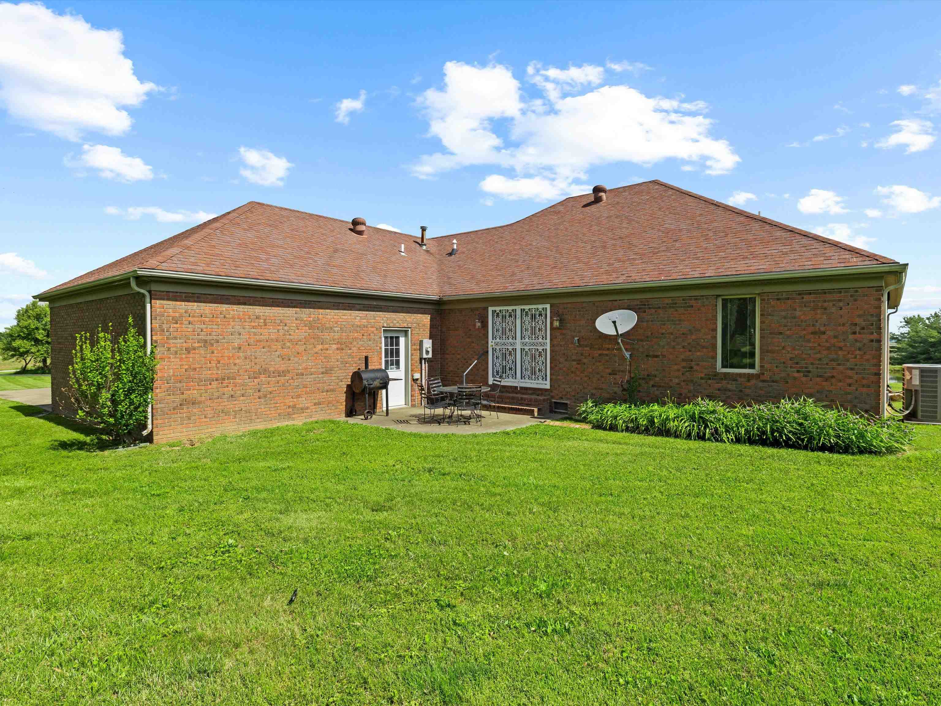 8935 Sands Road, Utica, Kentucky 42376, 3 Bedrooms Bedrooms, ,2 BathroomsBathrooms,Single Family Residence,For Sale,Sands Road,94768