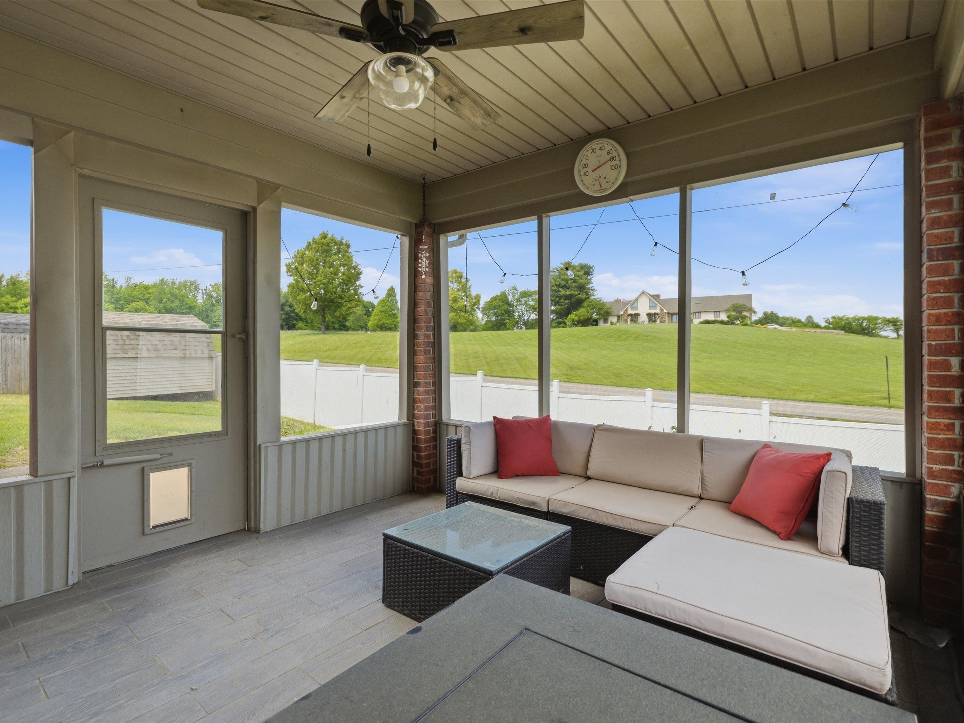 2603 Darby Dan Court, Owensboro, Kentucky 42303, 3 Bedrooms Bedrooms, ,2 BathroomsBathrooms,Single Family Residence,For Sale,Darby Dan Court,94769