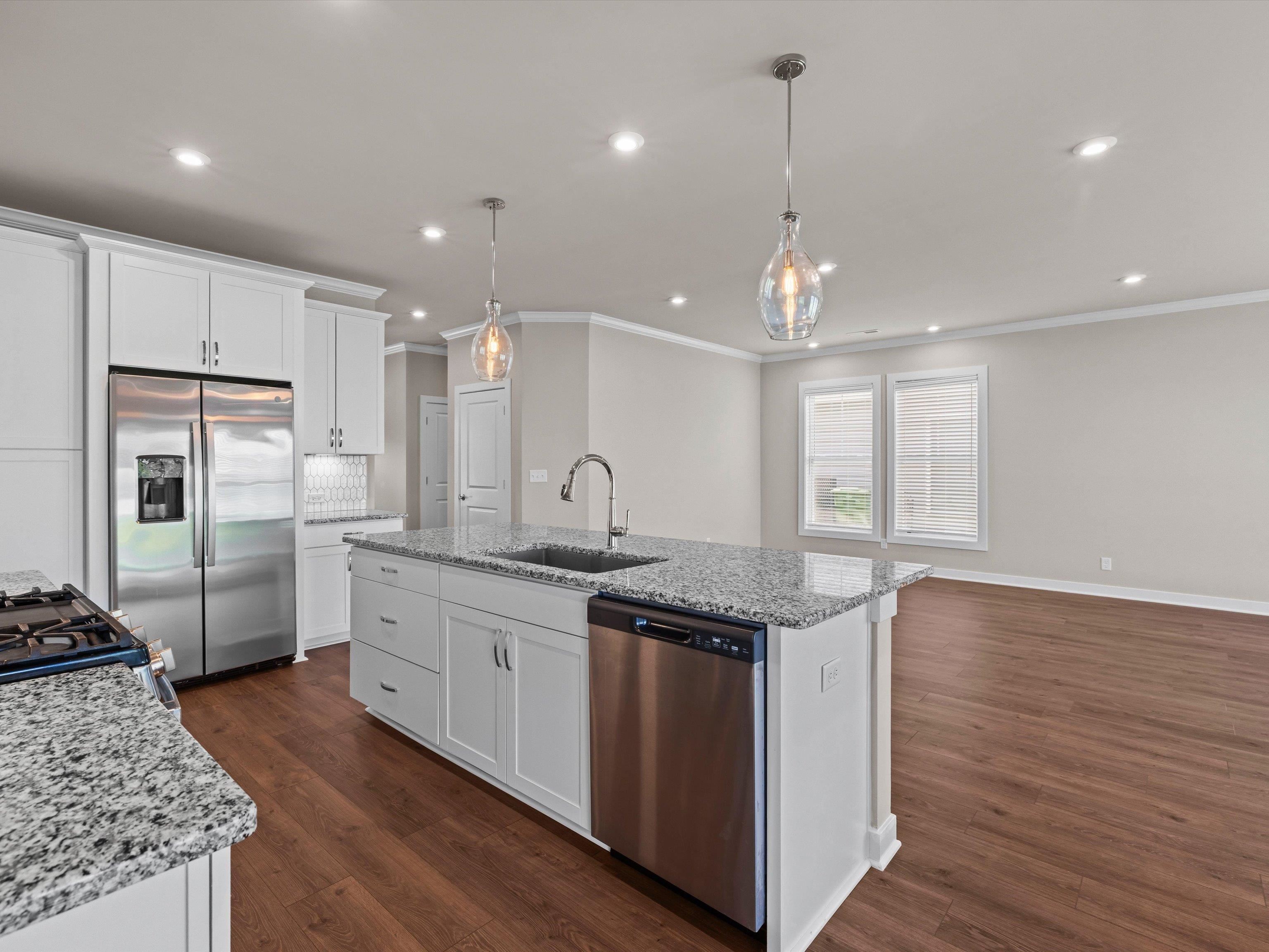 2558 Watson Circle, Owensboro, Kentucky 42301, 2 Bedrooms Bedrooms, ,2 BathroomsBathrooms,Single Family Residence,For Sale,Watson Circle,94781
