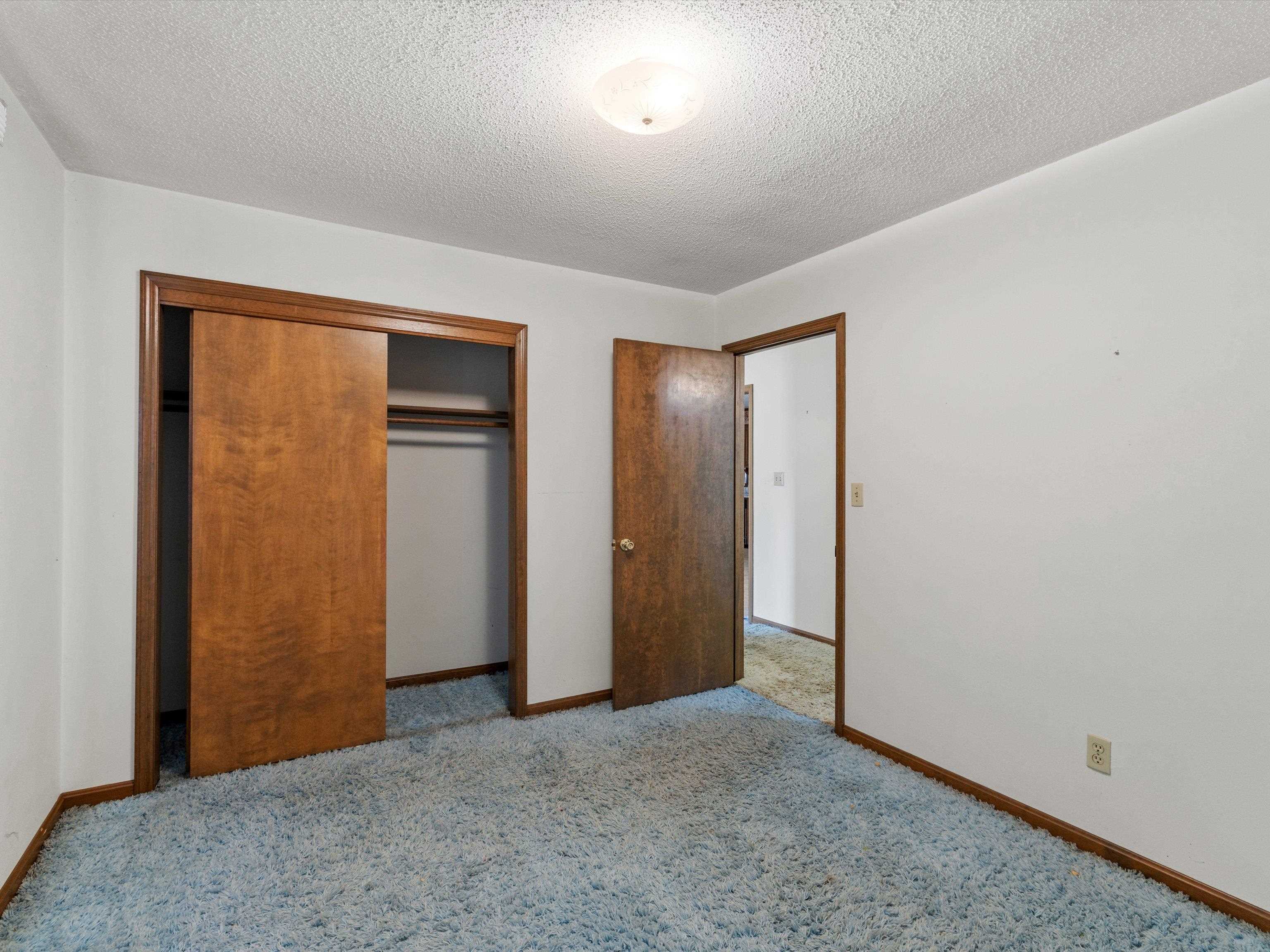 3815 Locust Hill Drive, Owensboro, Kentucky 42303, 3 Bedrooms Bedrooms, ,2 BathroomsBathrooms,Single Family Residence,For Sale,Locust Hill Drive,94788
