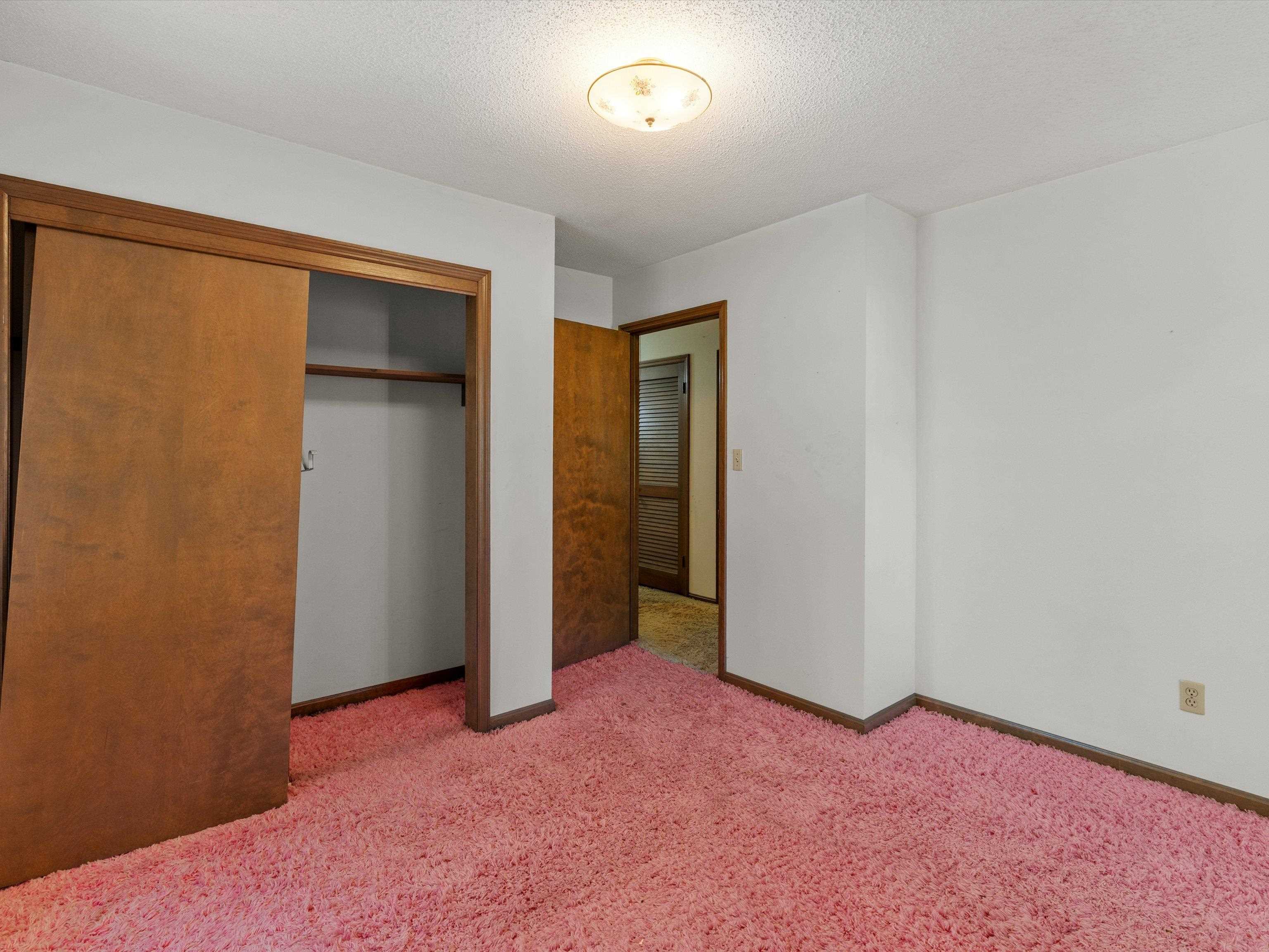 3815 Locust Hill Drive, Owensboro, Kentucky 42303, 3 Bedrooms Bedrooms, ,2 BathroomsBathrooms,Single Family Residence,For Sale,Locust Hill Drive,94788