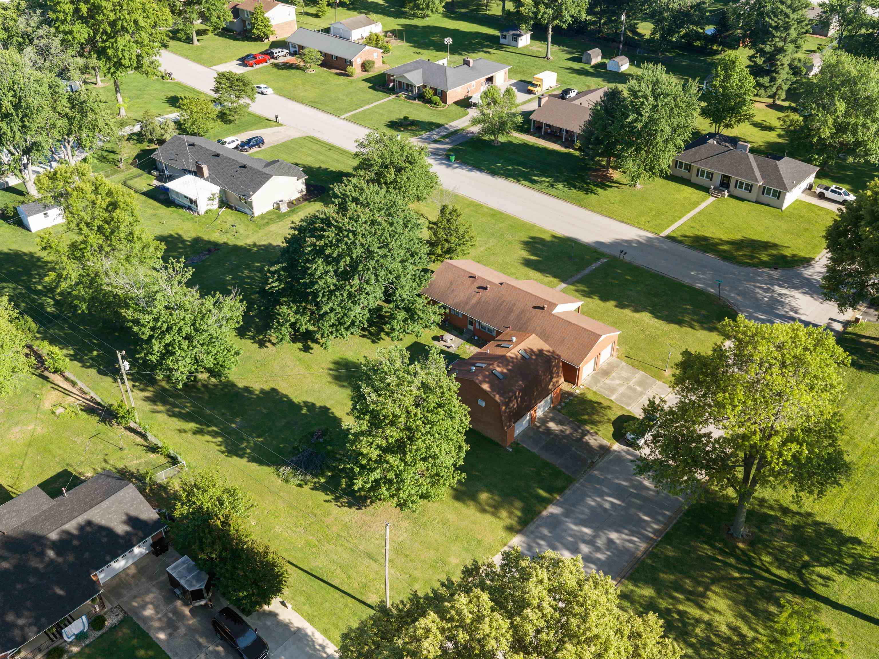 3815 Locust Hill Drive, Owensboro, Kentucky 42303, 3 Bedrooms Bedrooms, ,2 BathroomsBathrooms,Single Family Residence,For Sale,Locust Hill Drive,94788