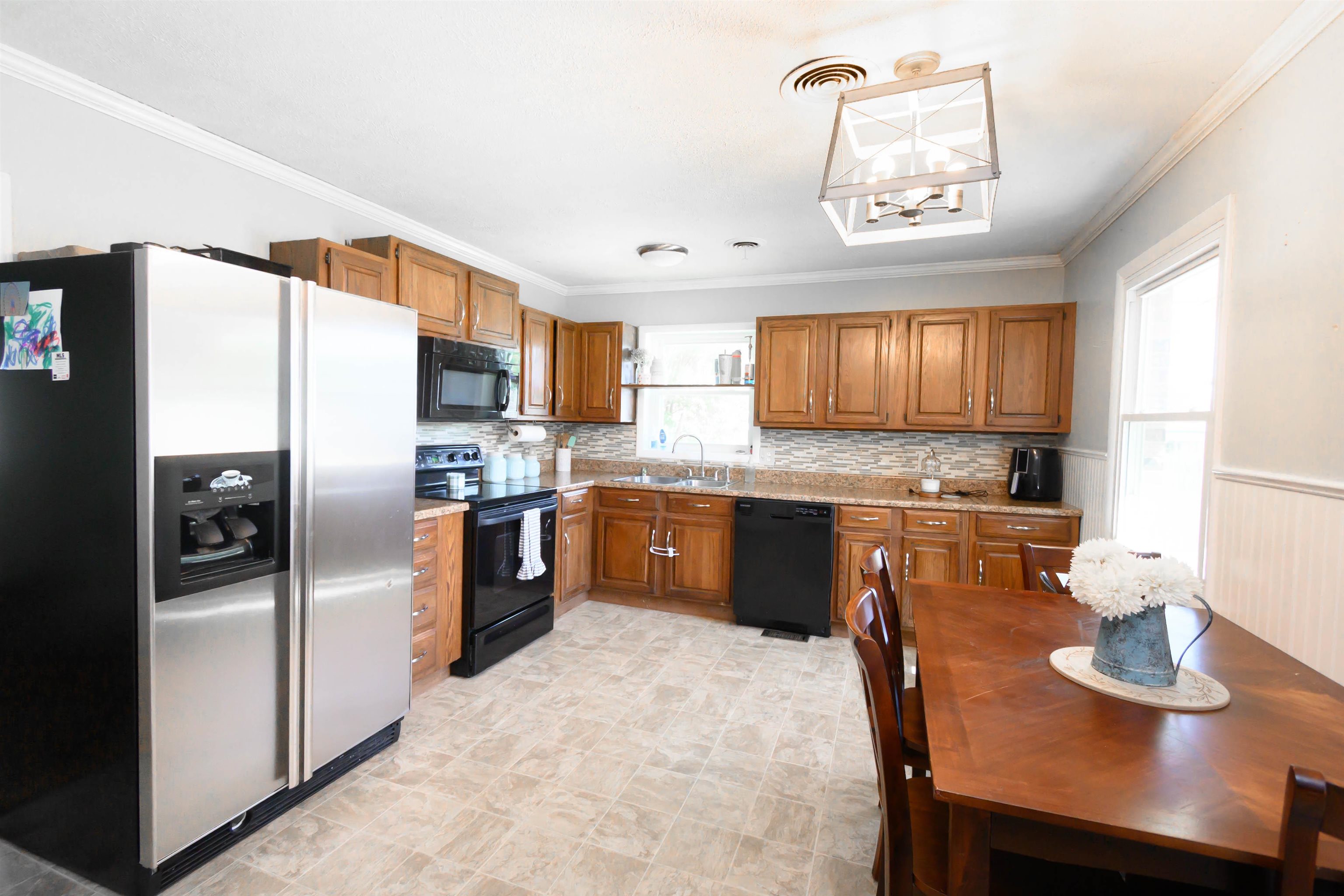 900 Isaac Shelby Dr, Owensboro, Kentucky 42303, 3 Bedrooms Bedrooms, ,1 BathroomBathrooms,Single Family Residence,For Sale,Isaac Shelby Dr,94795