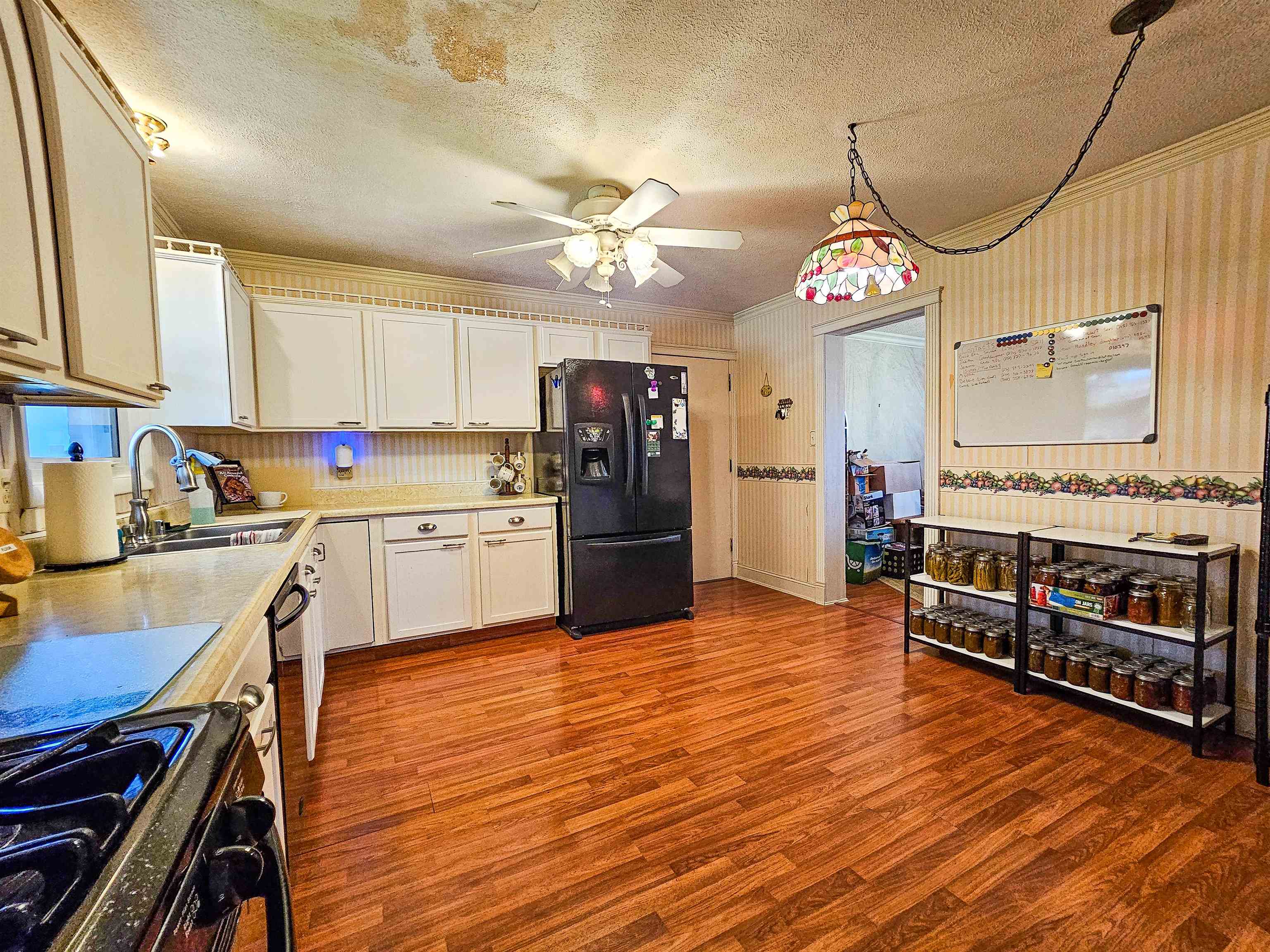 2545 Chant Court, Owensboro, Kentucky 42301, 3 Bedrooms Bedrooms, ,2 BathroomsBathrooms,Single Family Residence,For Sale,Chant Court,94798