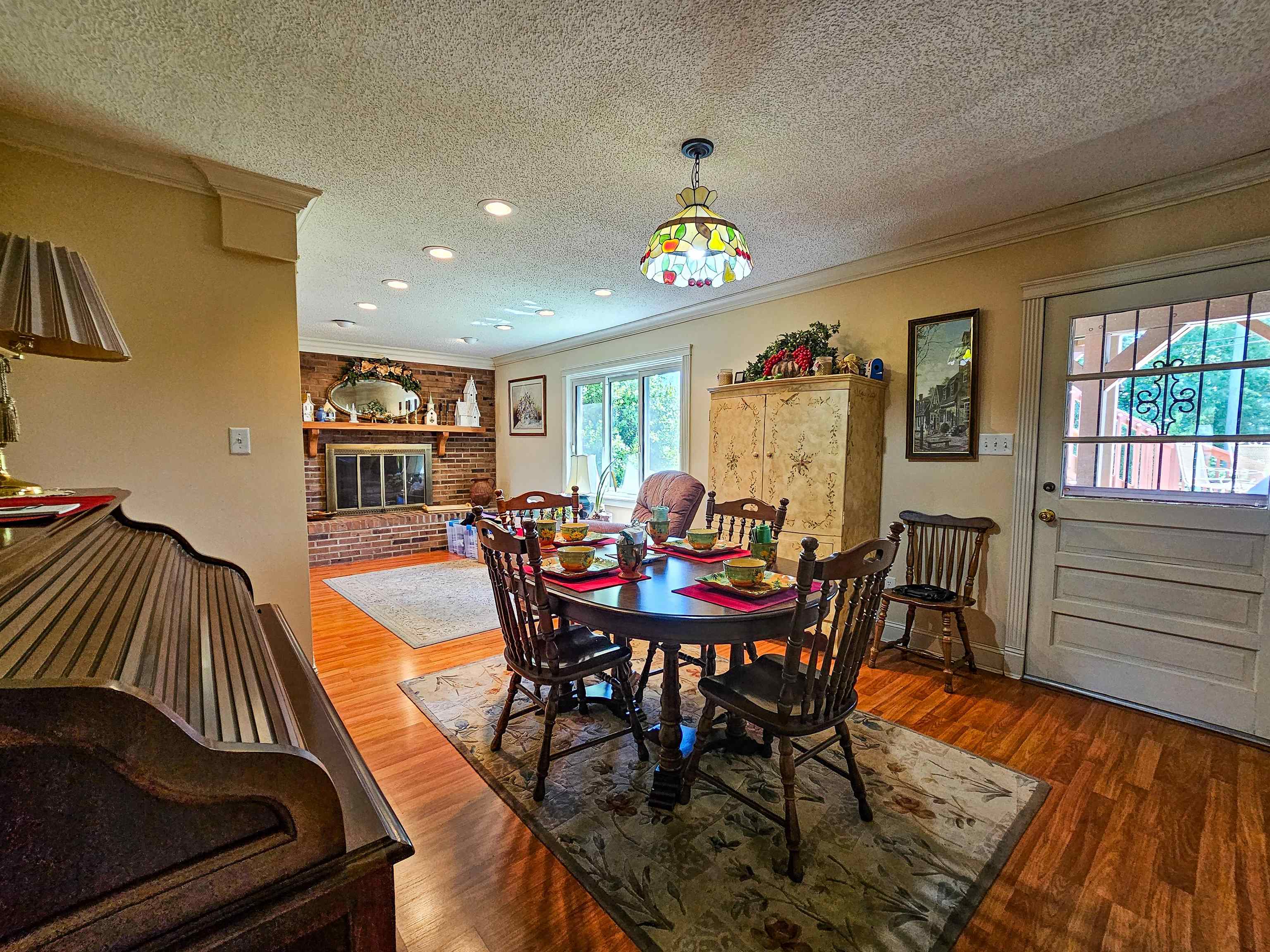 2545 Chant Court, Owensboro, Kentucky 42301, 3 Bedrooms Bedrooms, ,2 BathroomsBathrooms,Single Family Residence,For Sale,Chant Court,94798
