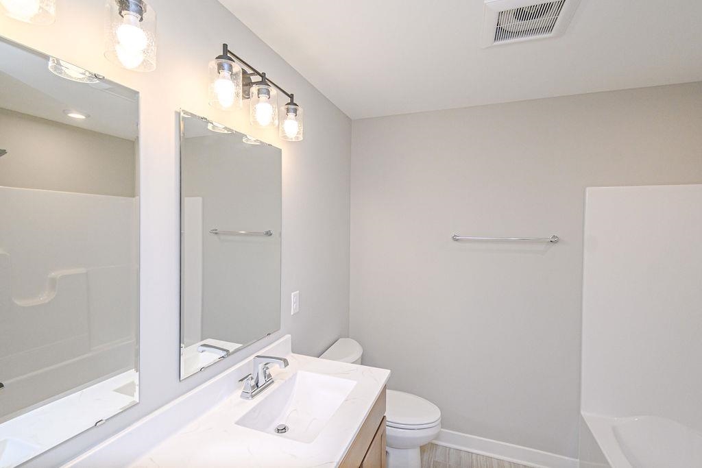 3860 Heatherstone Dr., Owensboro, Kentucky 42301, 4 Bedrooms Bedrooms, ,2 BathroomsBathrooms,Single Family Residence,For Sale,Heatherstone Dr.,94799