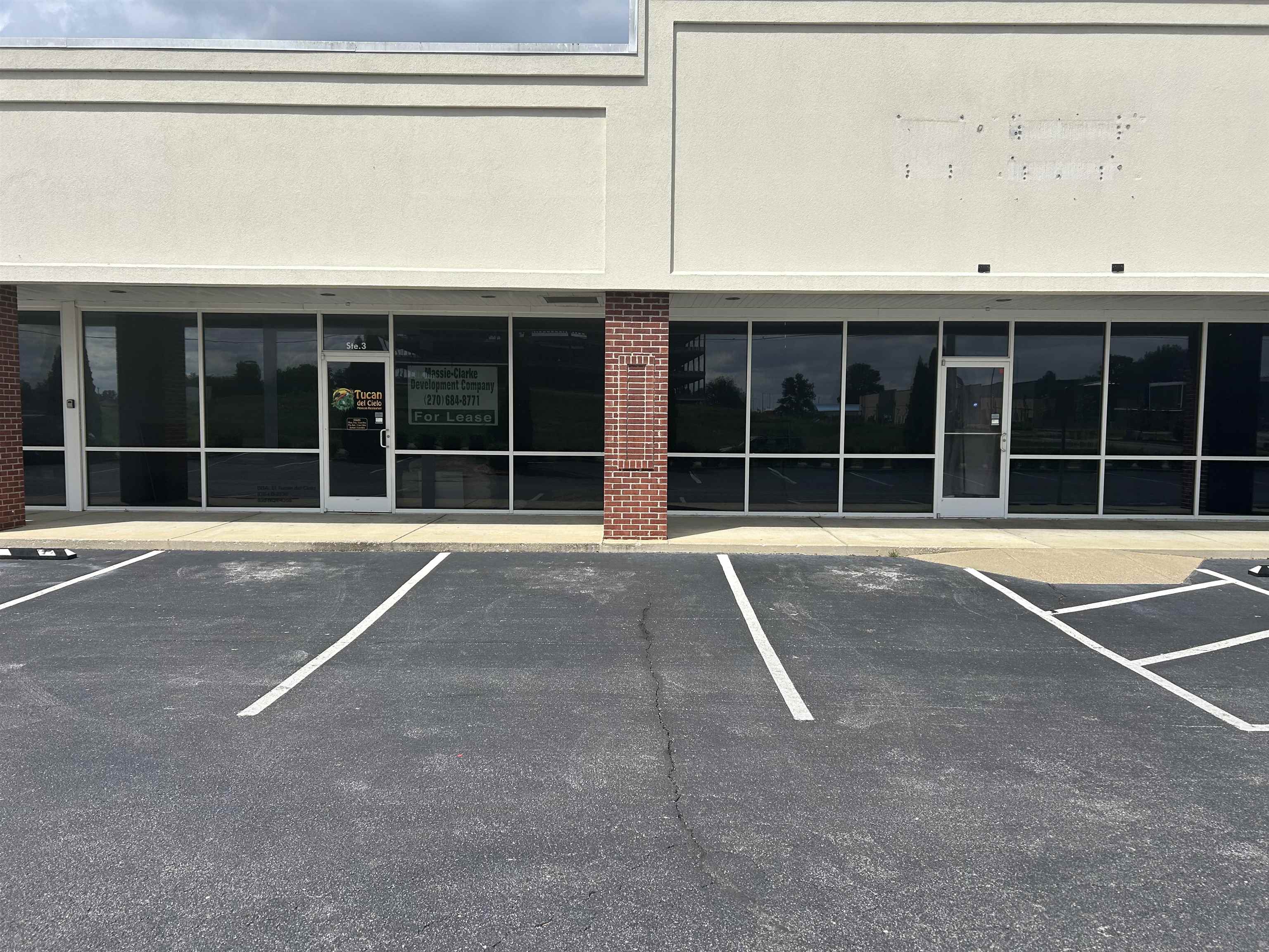 1007 Tamarack Road Unit 3, Owensboro, Kentucky 42301, ,Retail,For Sale,Tamarack Road Unit 3,94806