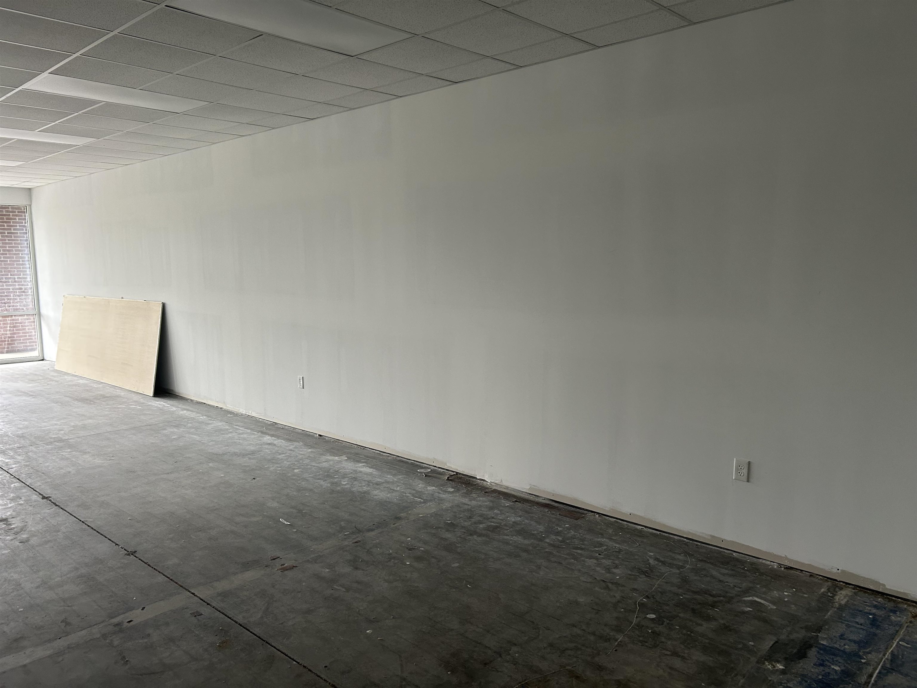 1007 Tamarack Road Unit 3, Owensboro, Kentucky 42301, ,Retail,For Sale,Tamarack Road Unit 3,94806
