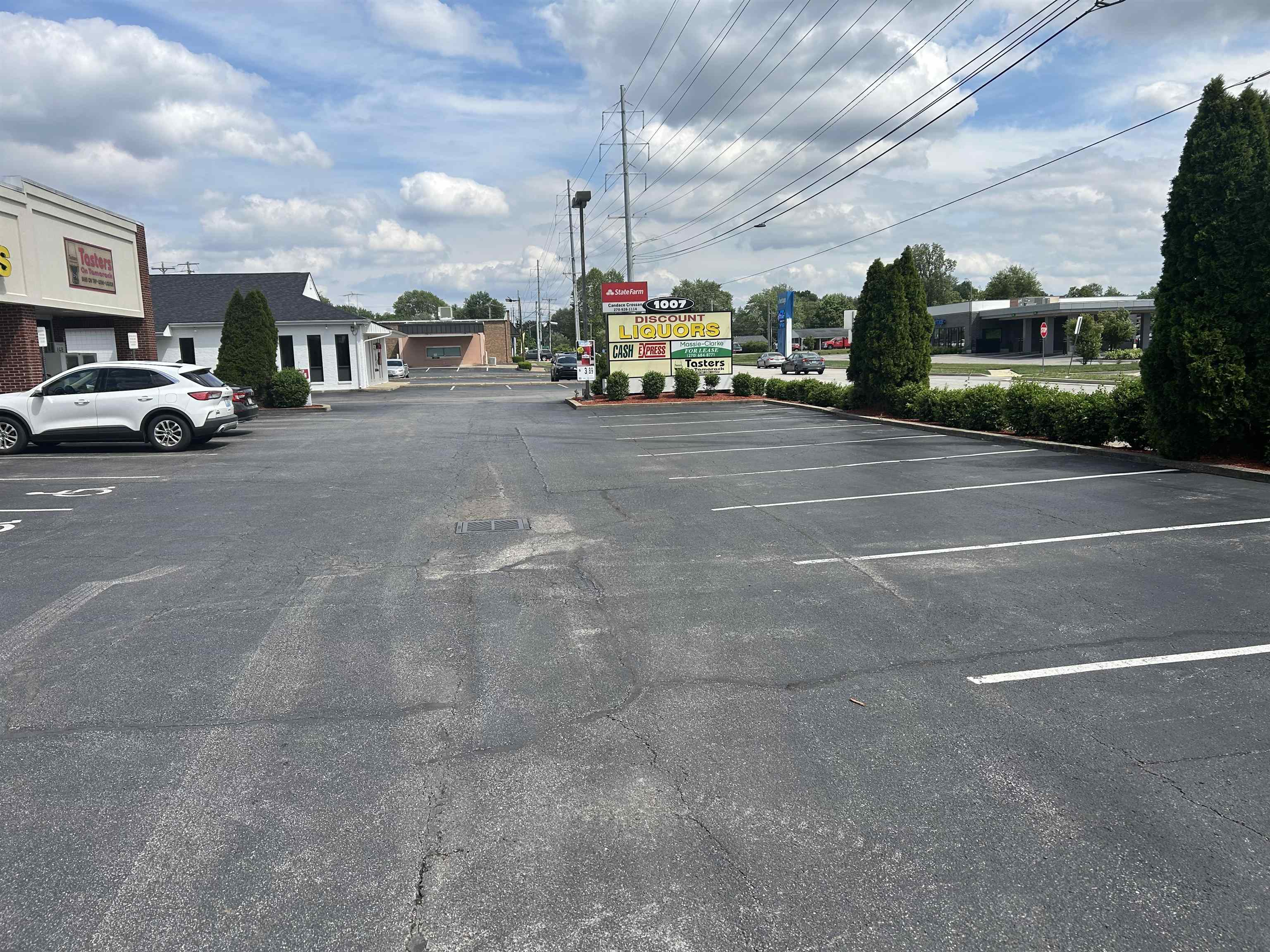1007 Tamarack Road Unit 3, Owensboro, Kentucky 42301, ,Retail,For Sale,Tamarack Road Unit 3,94806