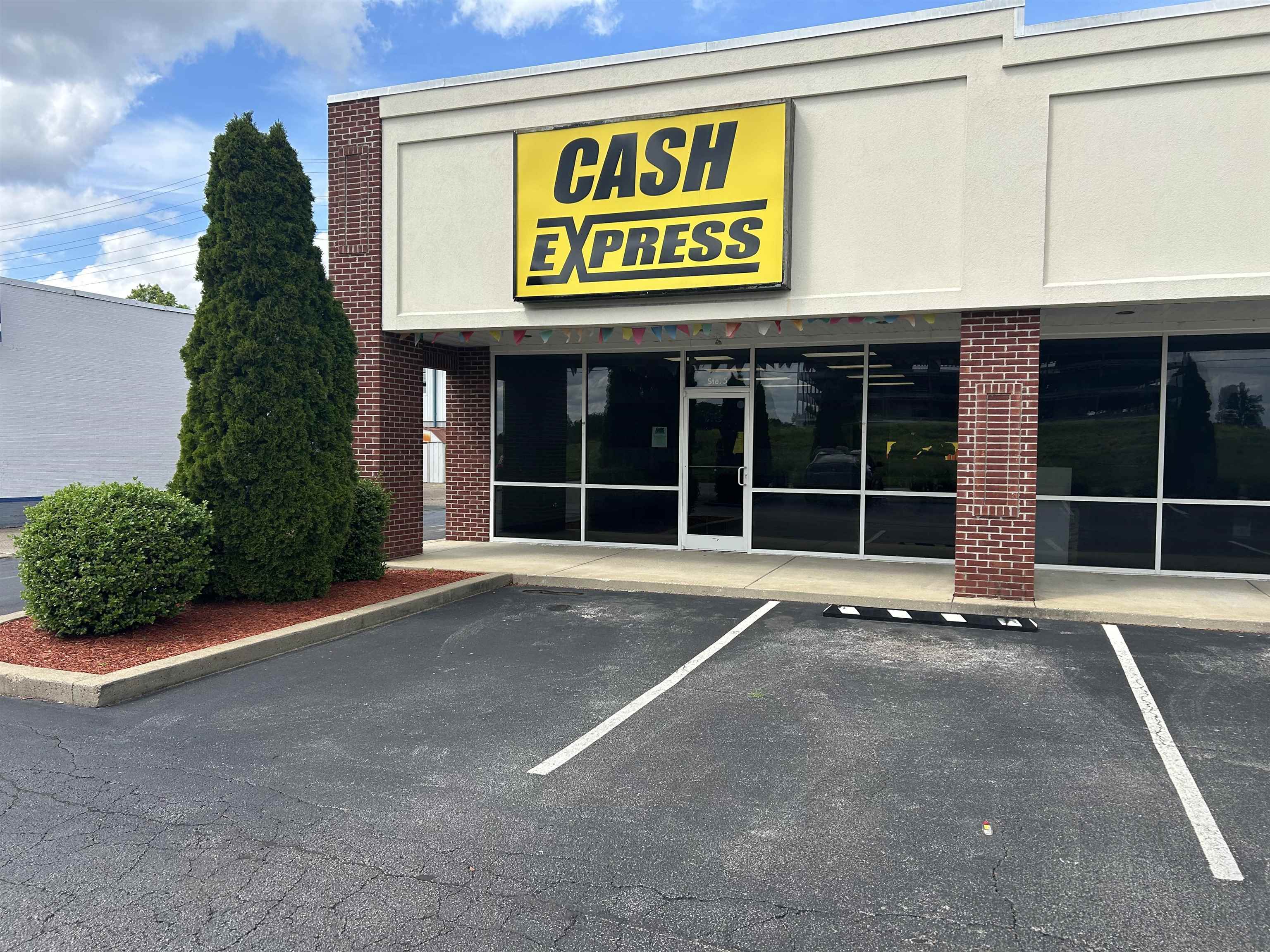 1007 Tamarack Road Unit 5, Owensboro, Kentucky 42301, ,Retail,For Sale,Tamarack Road Unit 5,94809