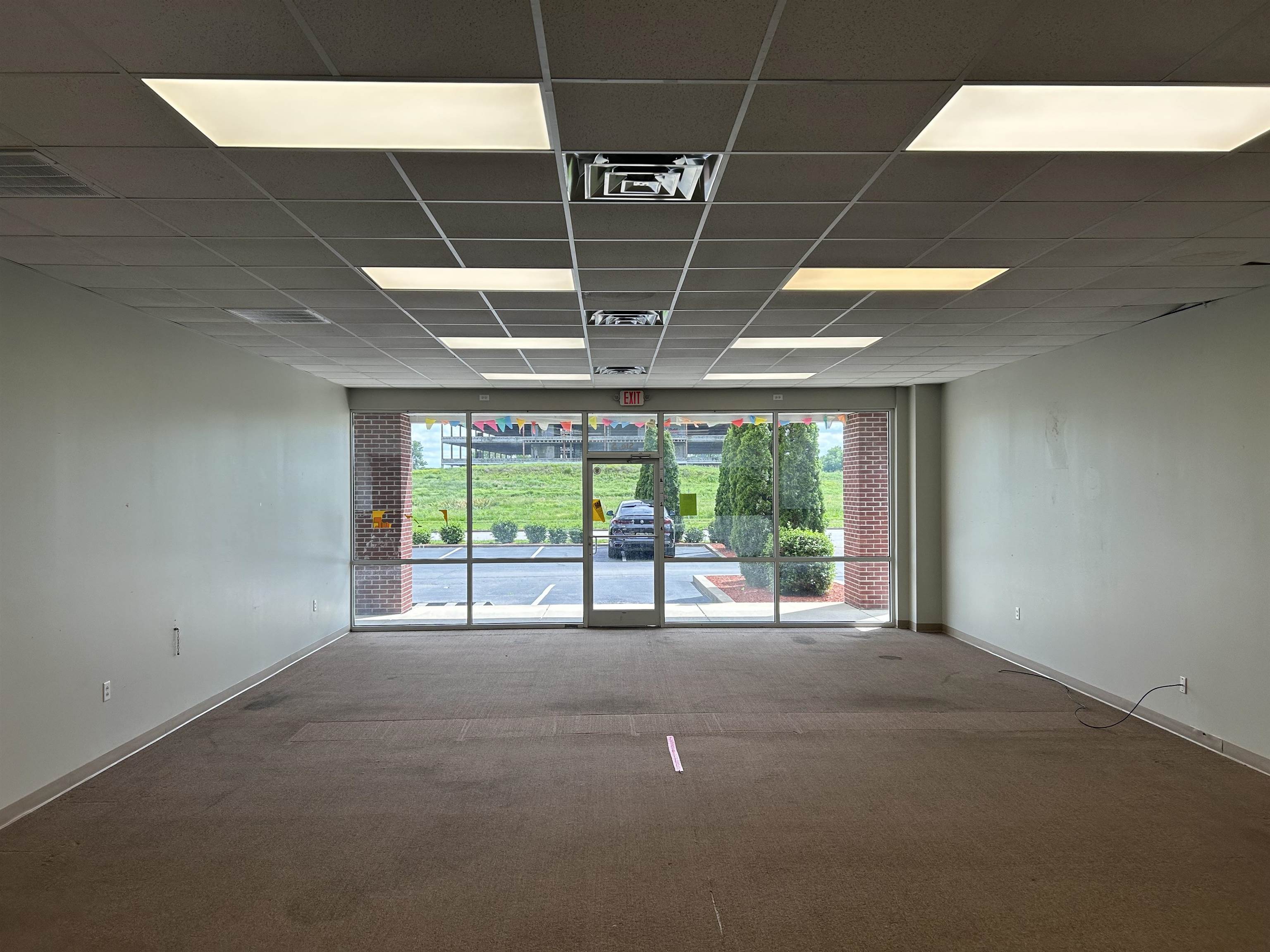 1007 Tamarack Road Unit 5, Owensboro, Kentucky 42301, ,Retail,For Sale,Tamarack Road Unit 5,94809