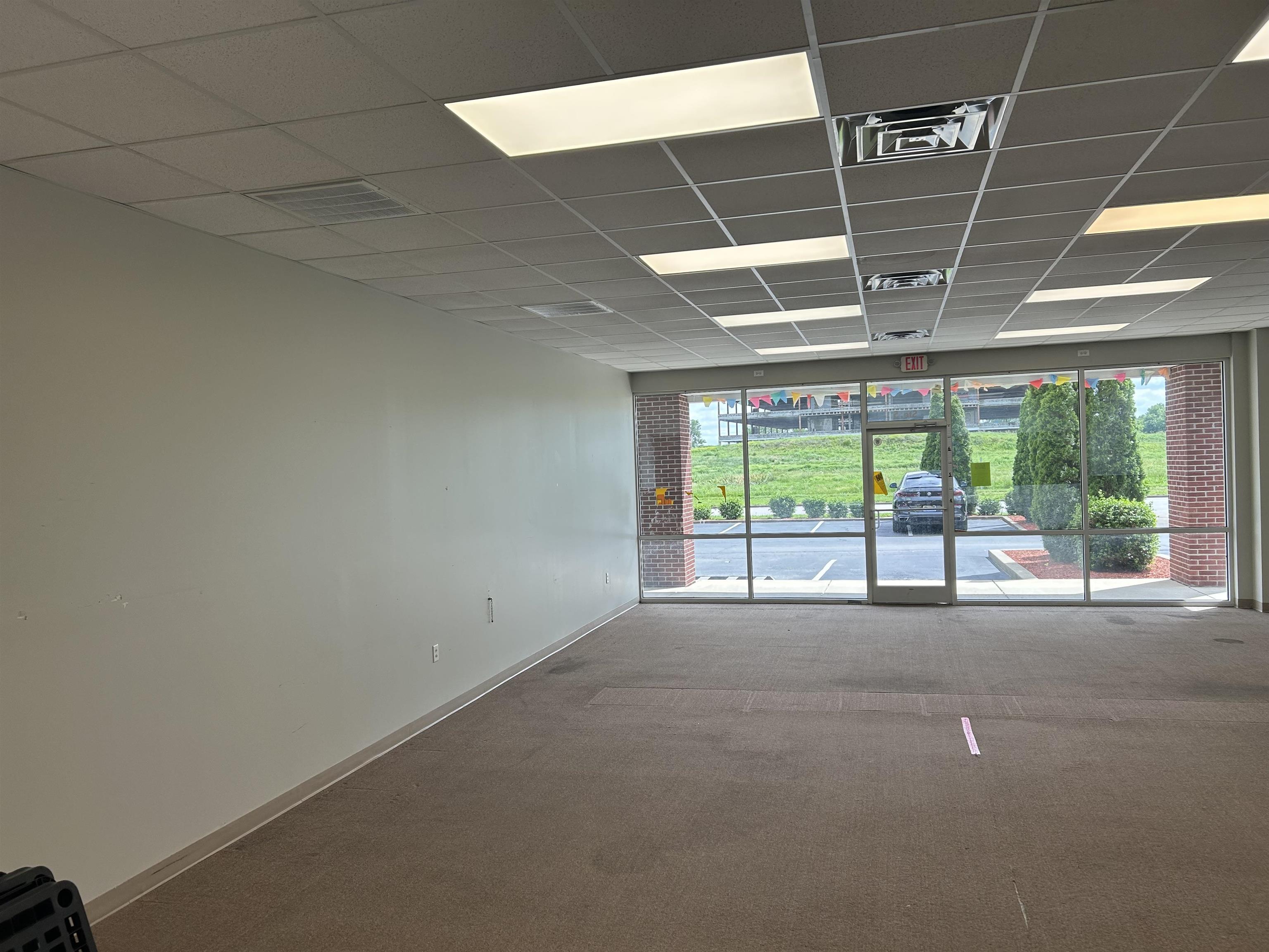 1007 Tamarack Road Unit 5, Owensboro, Kentucky 42301, ,Retail,For Sale,Tamarack Road Unit 5,94809