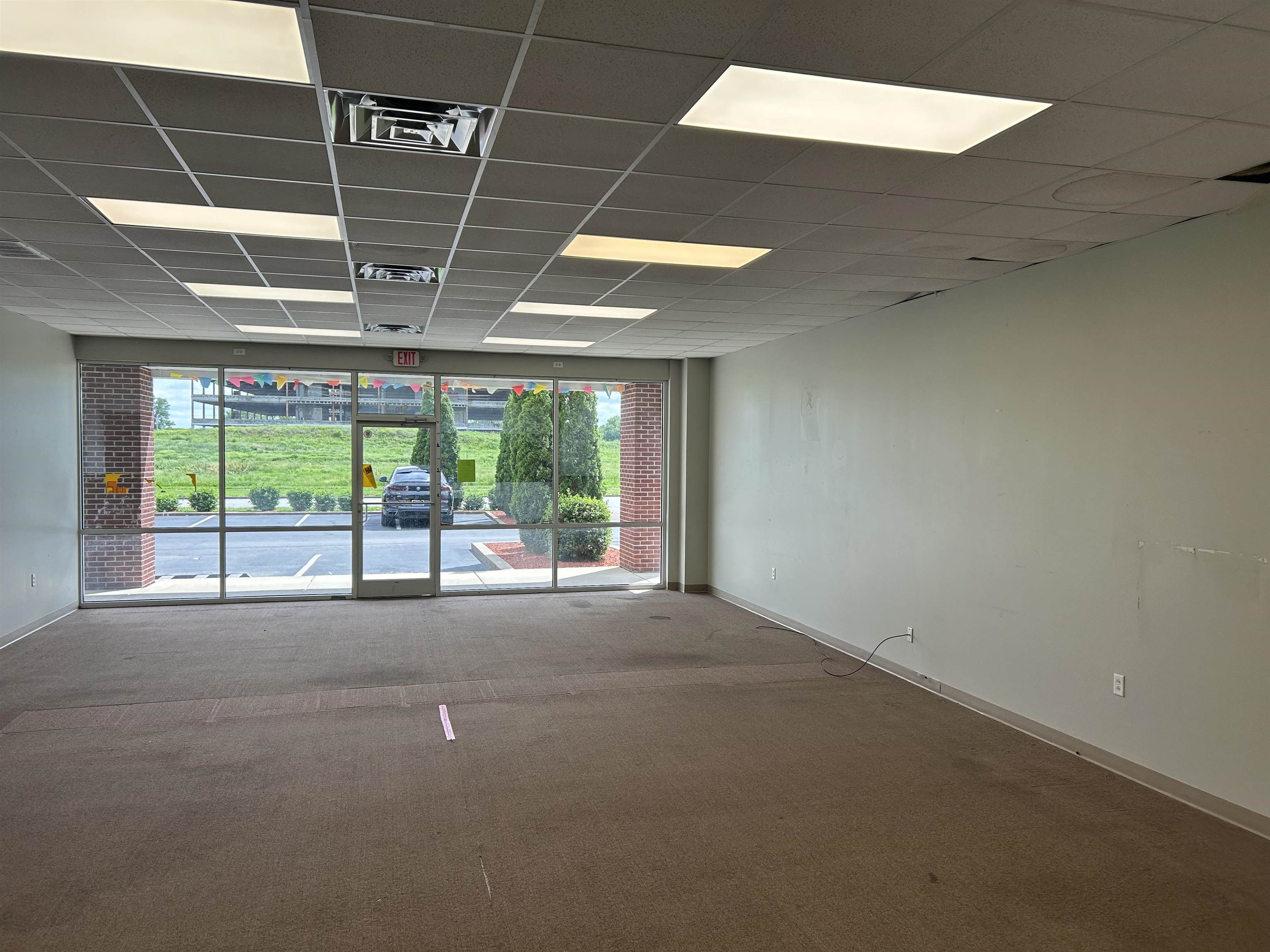 1007 Tamarack Road Unit 5, Owensboro, Kentucky 42301, ,Retail,For Sale,Tamarack Road Unit 5,94809