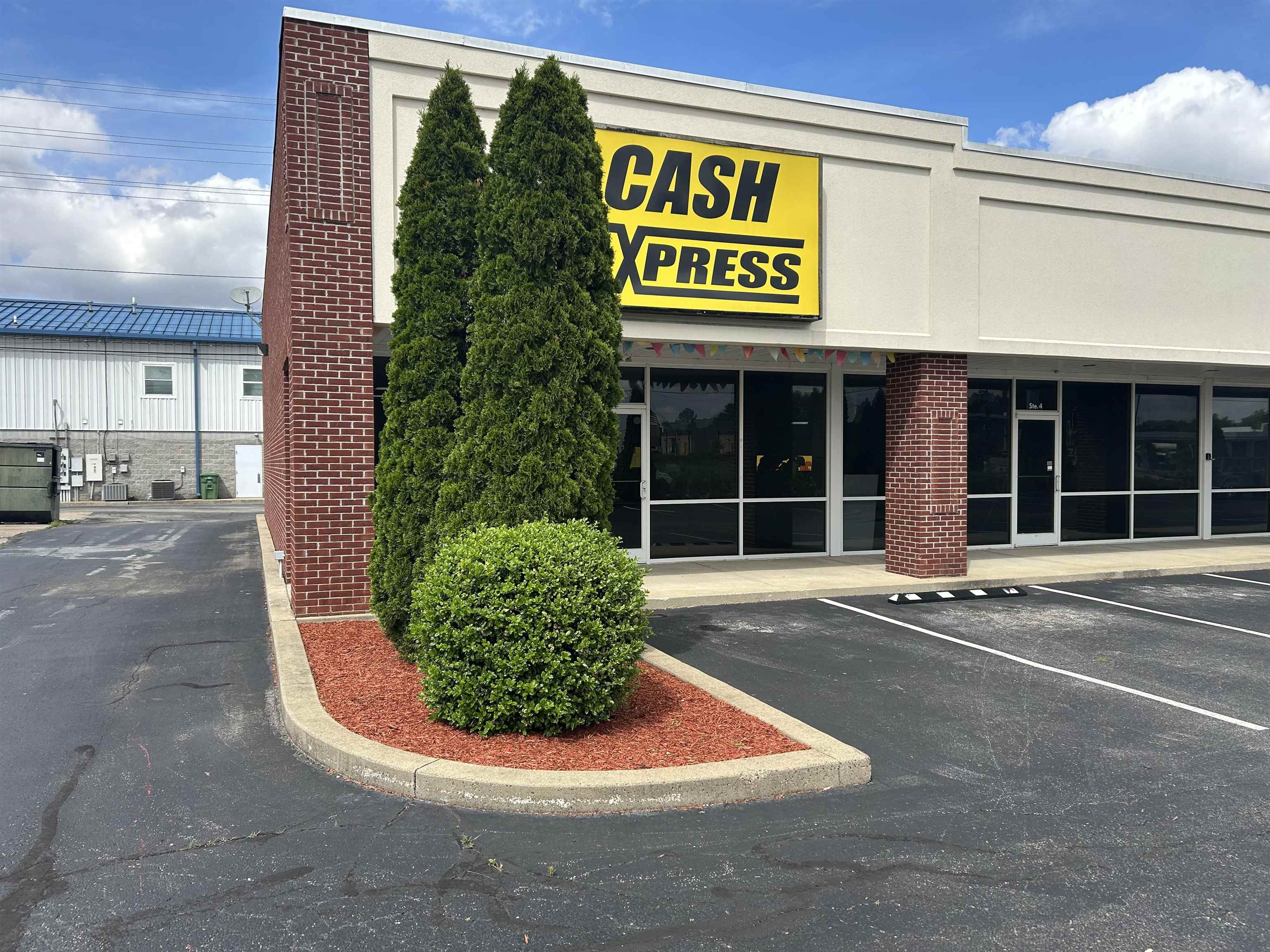 1007 Tamarack Road Unit 5, Owensboro, Kentucky 42301, ,Retail,For Sale,Tamarack Road Unit 5,94809