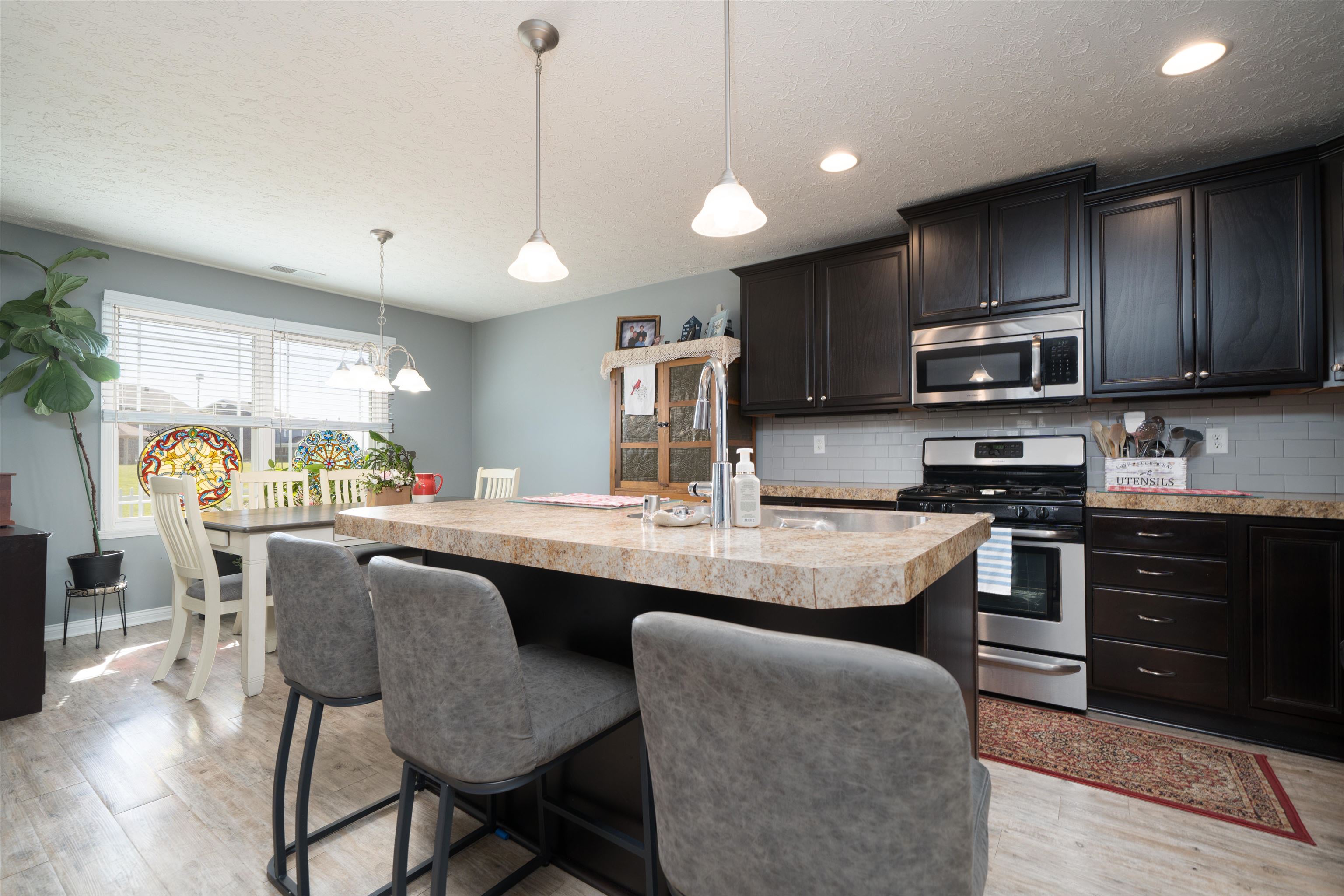 2414 Palomino Place, Owensboro, Kentucky 42301, 3 Bedrooms Bedrooms, ,2 BathroomsBathrooms,Single Family Residence,For Sale,Palomino Place,94810
