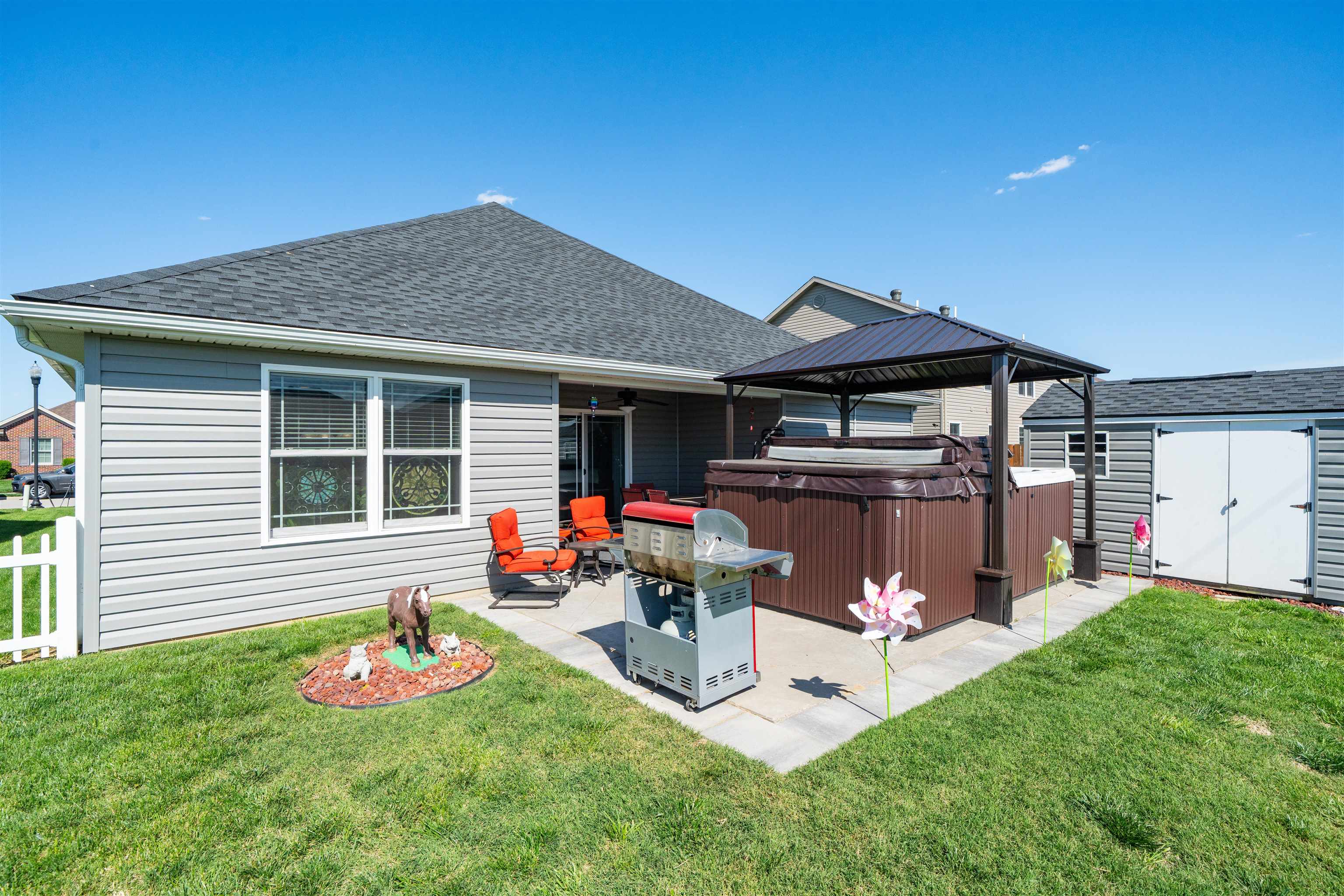 2414 Palomino Place, Owensboro, Kentucky 42301, 3 Bedrooms Bedrooms, ,2 BathroomsBathrooms,Single Family Residence,For Sale,Palomino Place,94810
