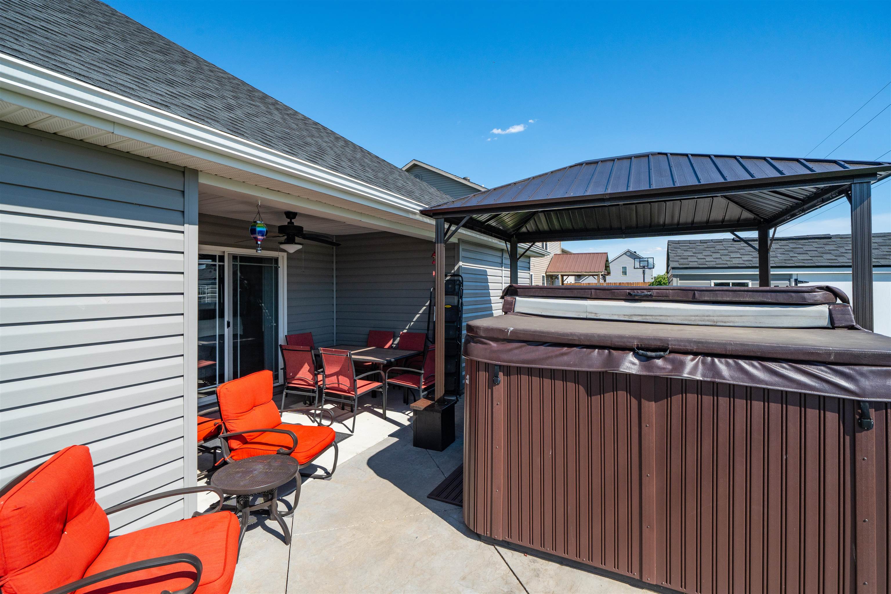 2414 Palomino Place, Owensboro, Kentucky 42301, 3 Bedrooms Bedrooms, ,2 BathroomsBathrooms,Single Family Residence,For Sale,Palomino Place,94810