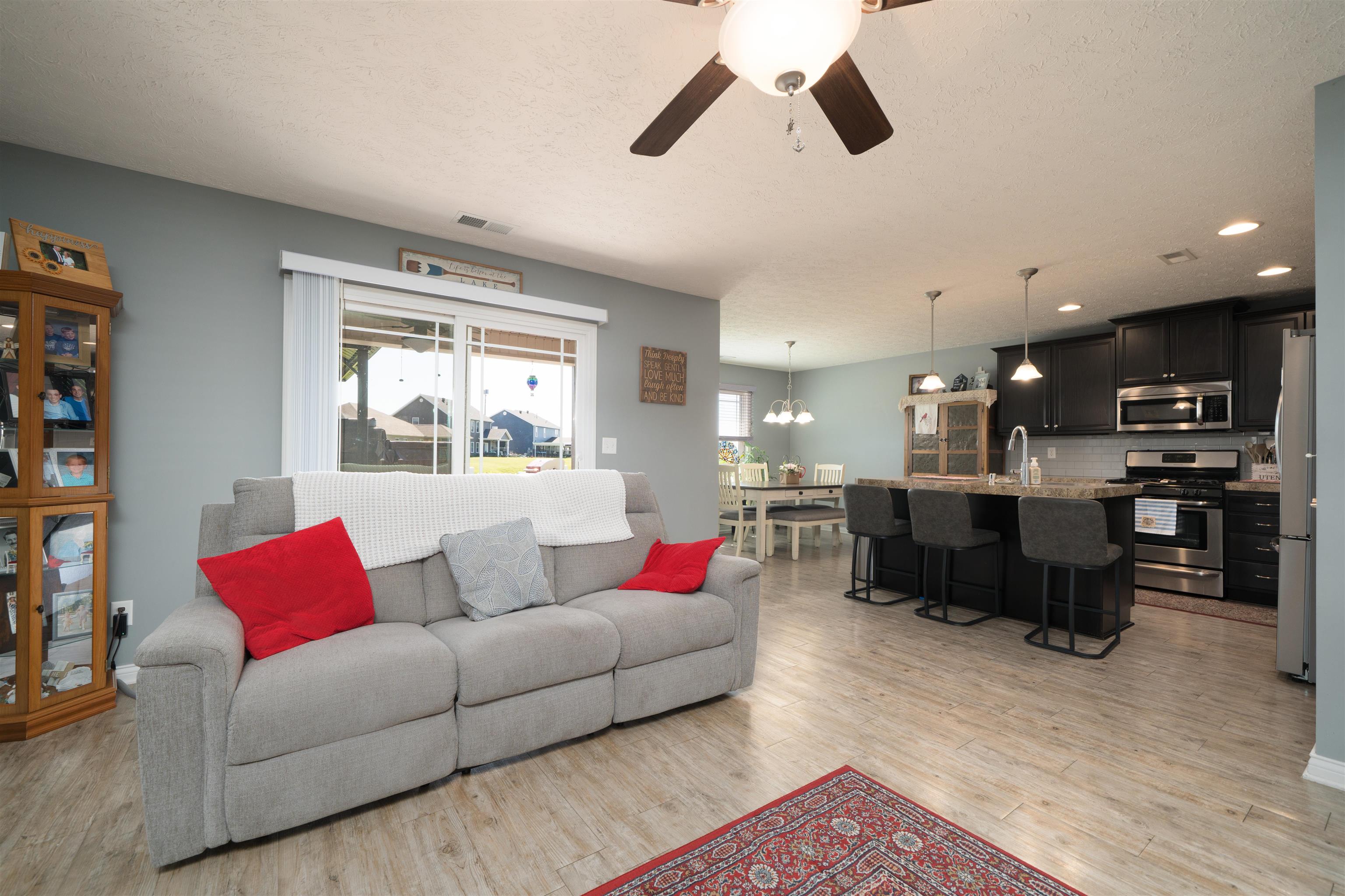 2414 Palomino Place, Owensboro, Kentucky 42301, 3 Bedrooms Bedrooms, ,2 BathroomsBathrooms,Single Family Residence,For Sale,Palomino Place,94810