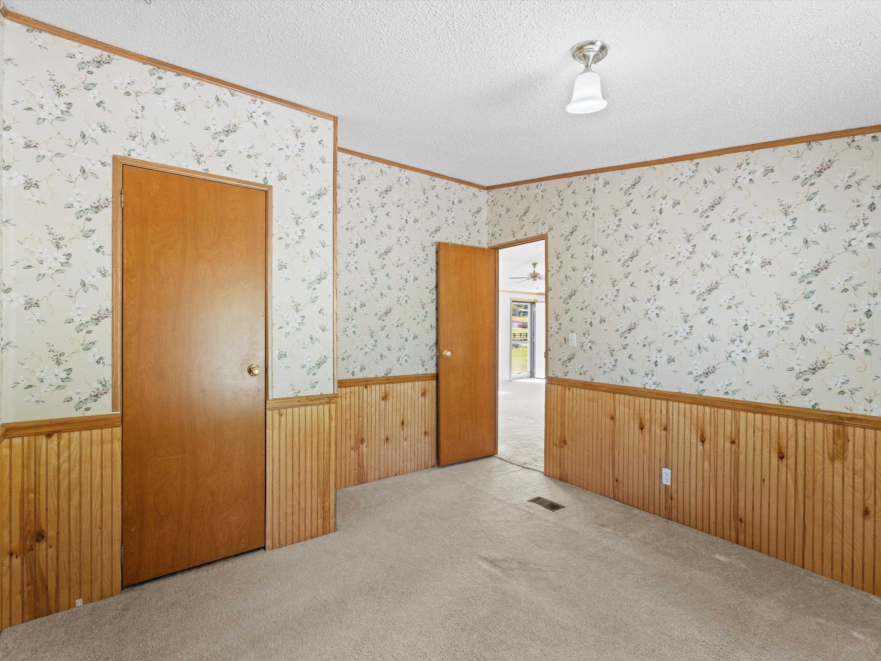 856 Buford Rd, Utica, Kentucky 42376, 3 Bedrooms Bedrooms, ,2 BathroomsBathrooms,Single Family Residence,For Sale,Buford Rd,94816