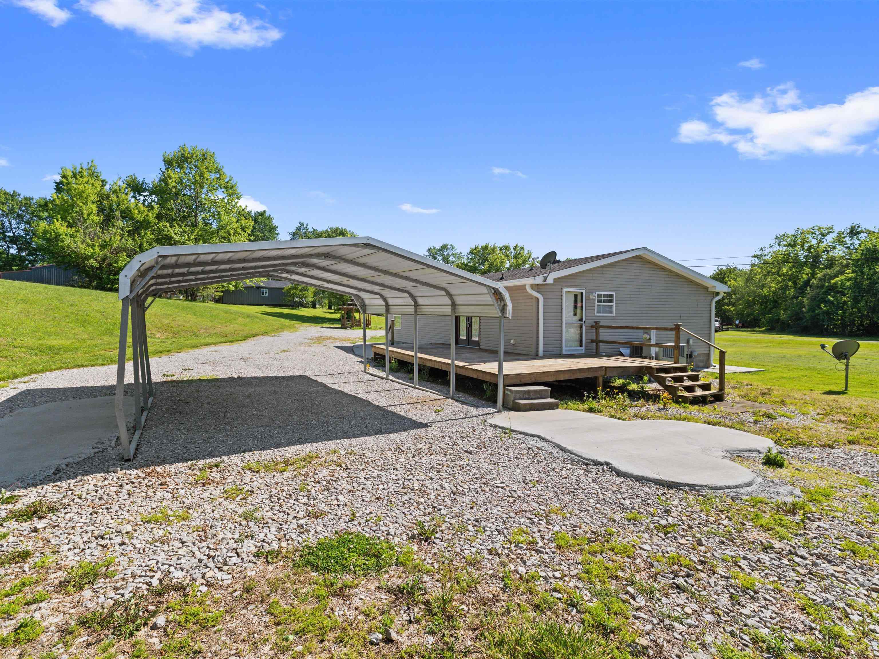 856 Buford Rd, Utica, Kentucky 42376, 3 Bedrooms Bedrooms, ,2 BathroomsBathrooms,Single Family Residence,For Sale,Buford Rd,94816