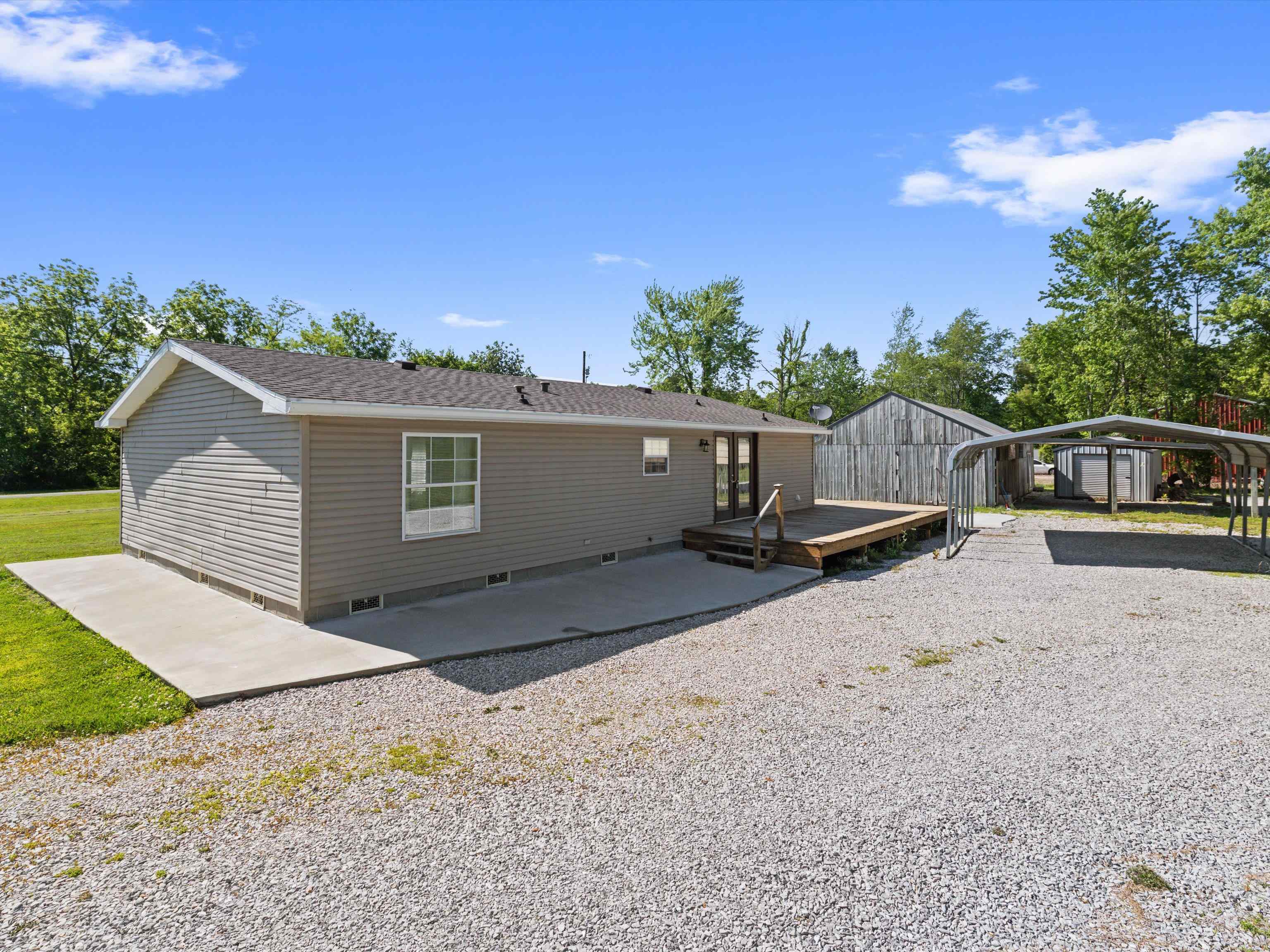 856 Buford Rd, Utica, Kentucky 42376, 3 Bedrooms Bedrooms, ,2 BathroomsBathrooms,Single Family Residence,For Sale,Buford Rd,94816
