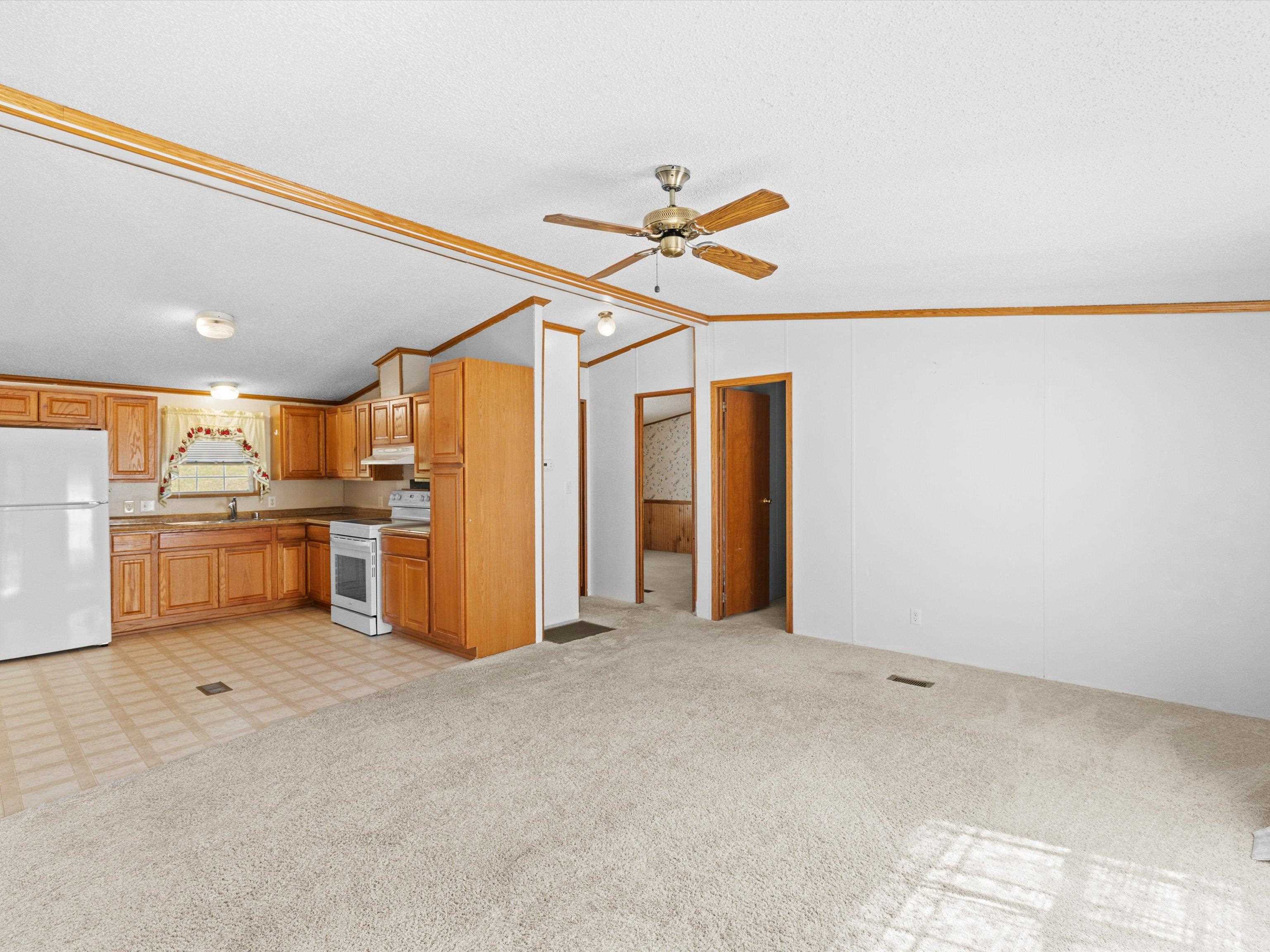 856 Buford Rd, Utica, Kentucky 42376, 3 Bedrooms Bedrooms, ,2 BathroomsBathrooms,Single Family Residence,For Sale,Buford Rd,94816